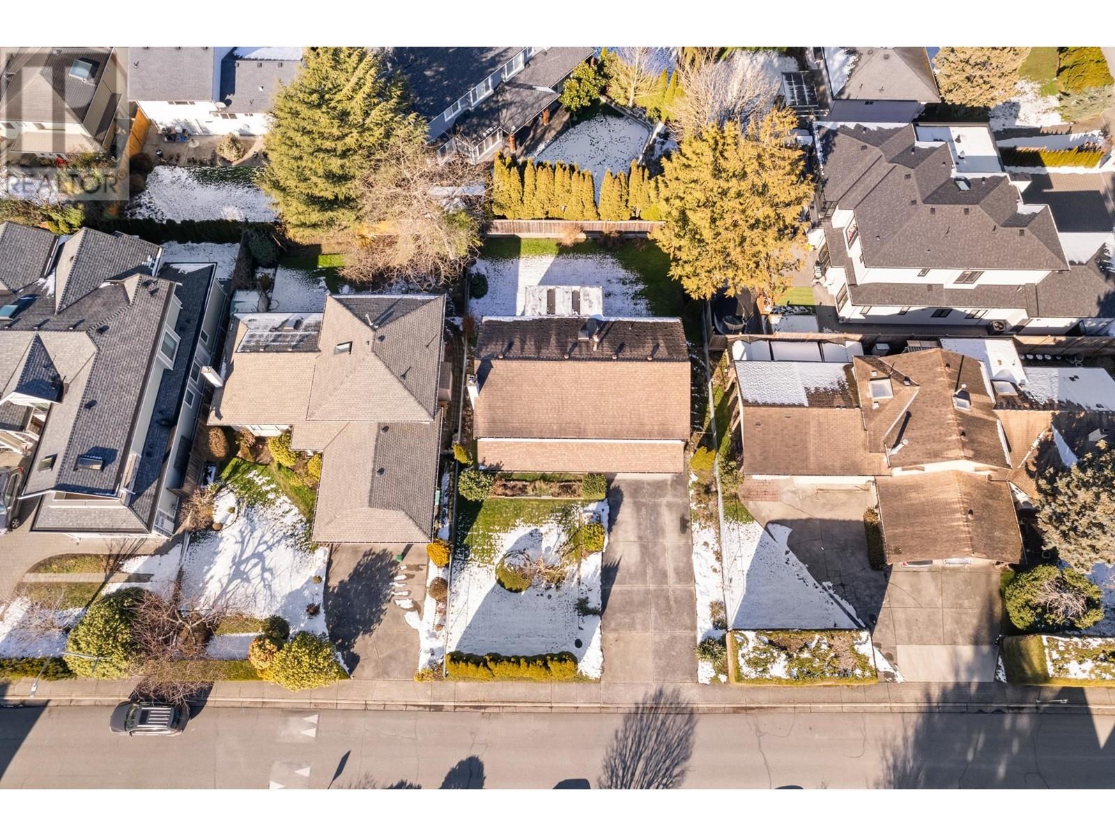 Listing Picture 5 of 40 : 5951 KITTIWAKE DRIVE, Richmond / 烈治文 - 魯藝地產 Yvonne Lu Group - MLS Medallion Club Member