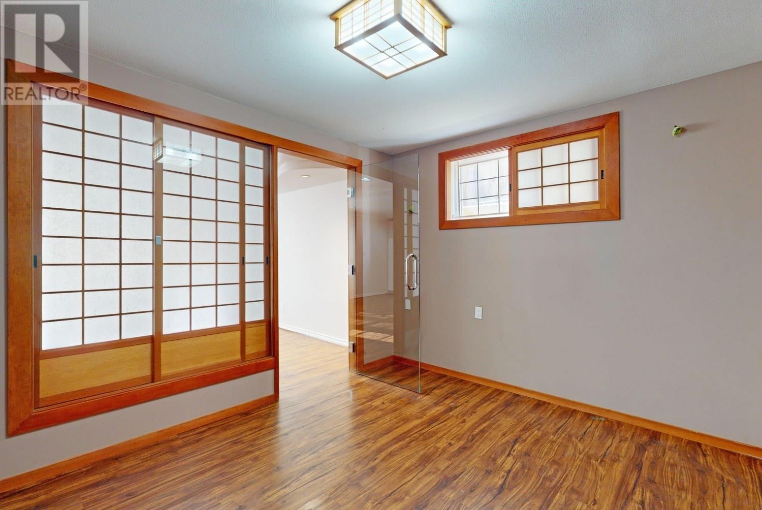 Listing Picture 31 of 38 : 2556 W 20TH AVENUE, Vancouver / 溫哥華 - 魯藝地產 Yvonne Lu Group - MLS Medallion Club Member