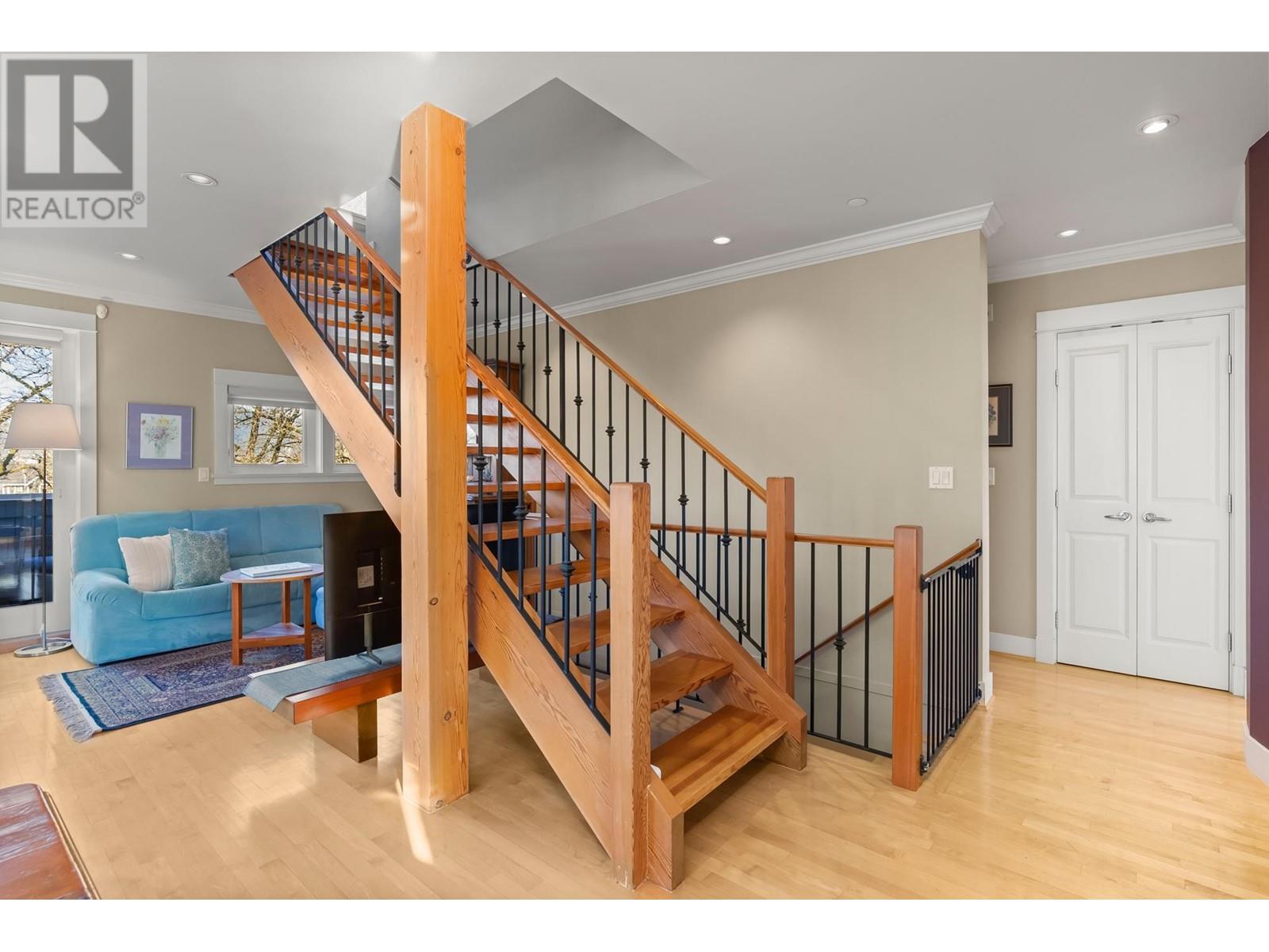 1916 W 11th Avenue, Vancouver, British Columbia  V6J 2C6 - Photo 9 - R2962717