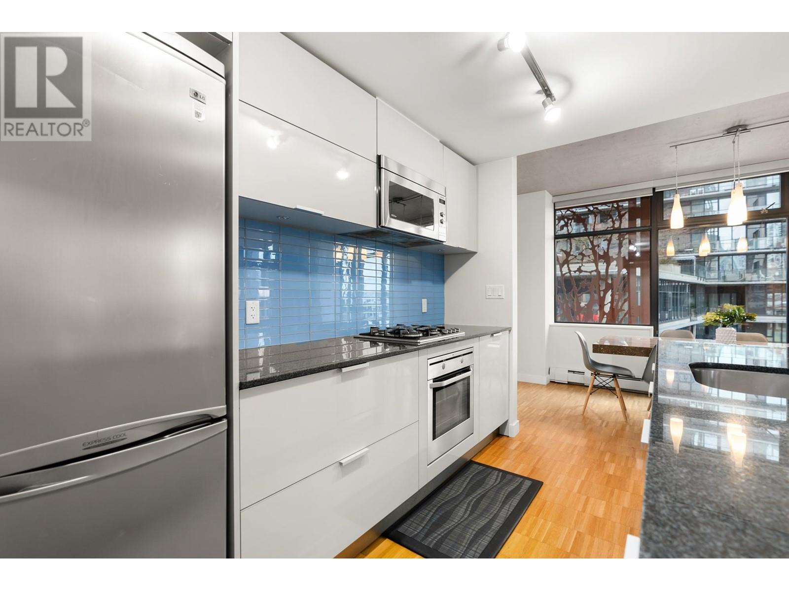 Listing Picture 8 of 38 : 1406 128 W CORDOVA STREET, Vancouver / 溫哥華 - 魯藝地產 Yvonne Lu Group - MLS Medallion Club Member