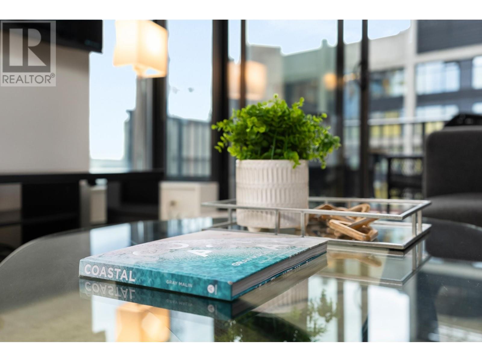 Listing Picture 24 of 38 : 1406 128 W CORDOVA STREET, Vancouver / 溫哥華 - 魯藝地產 Yvonne Lu Group - MLS Medallion Club Member