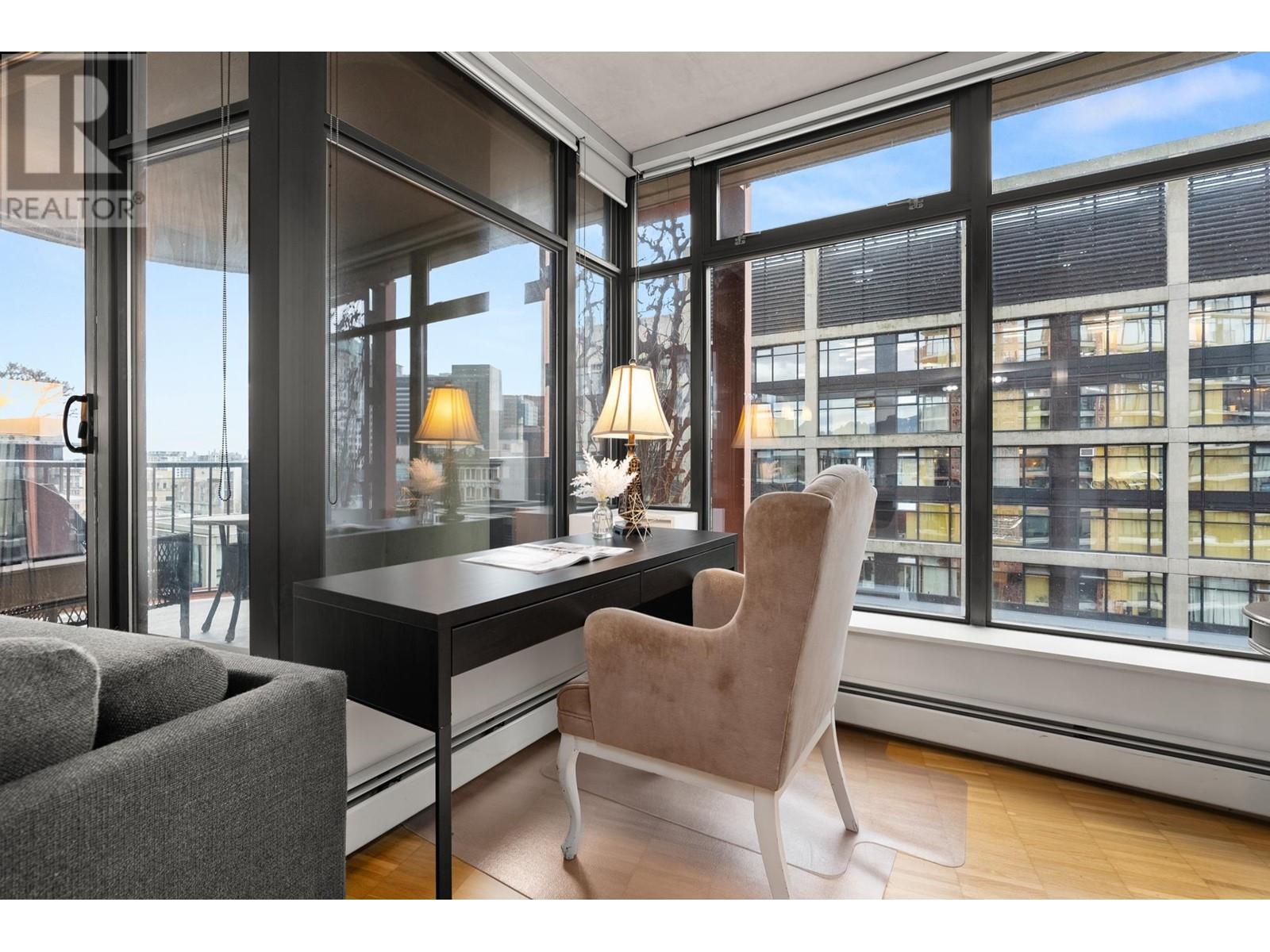 Listing Picture 11 of 38 : 1406 128 W CORDOVA STREET, Vancouver / 溫哥華 - 魯藝地產 Yvonne Lu Group - MLS Medallion Club Member