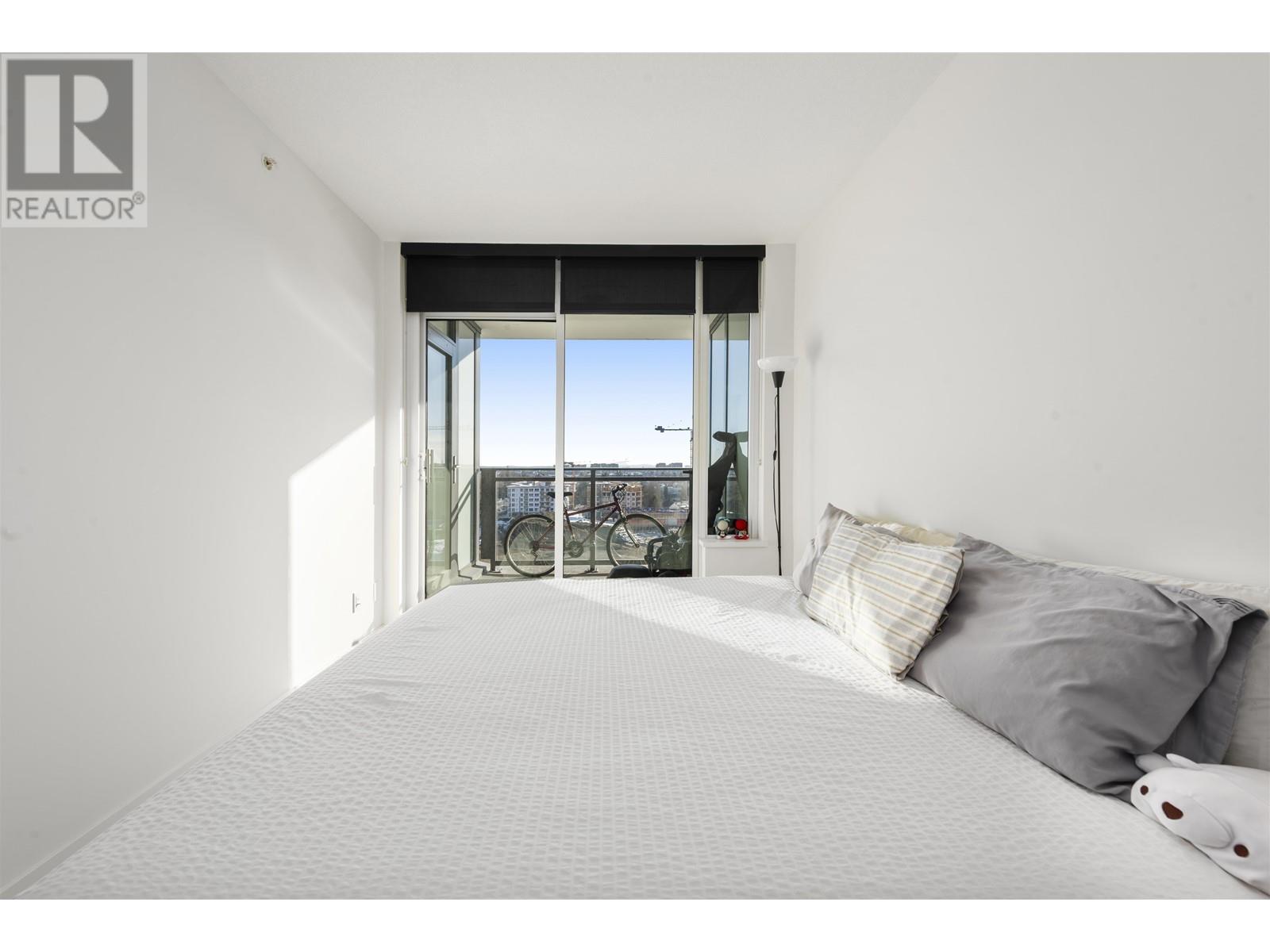 Listing Picture 10 of 40 : 1603 3300 KETCHESON ROAD, Richmond / 烈治文 - 魯藝地產 Yvonne Lu Group - MLS Medallion Club Member
