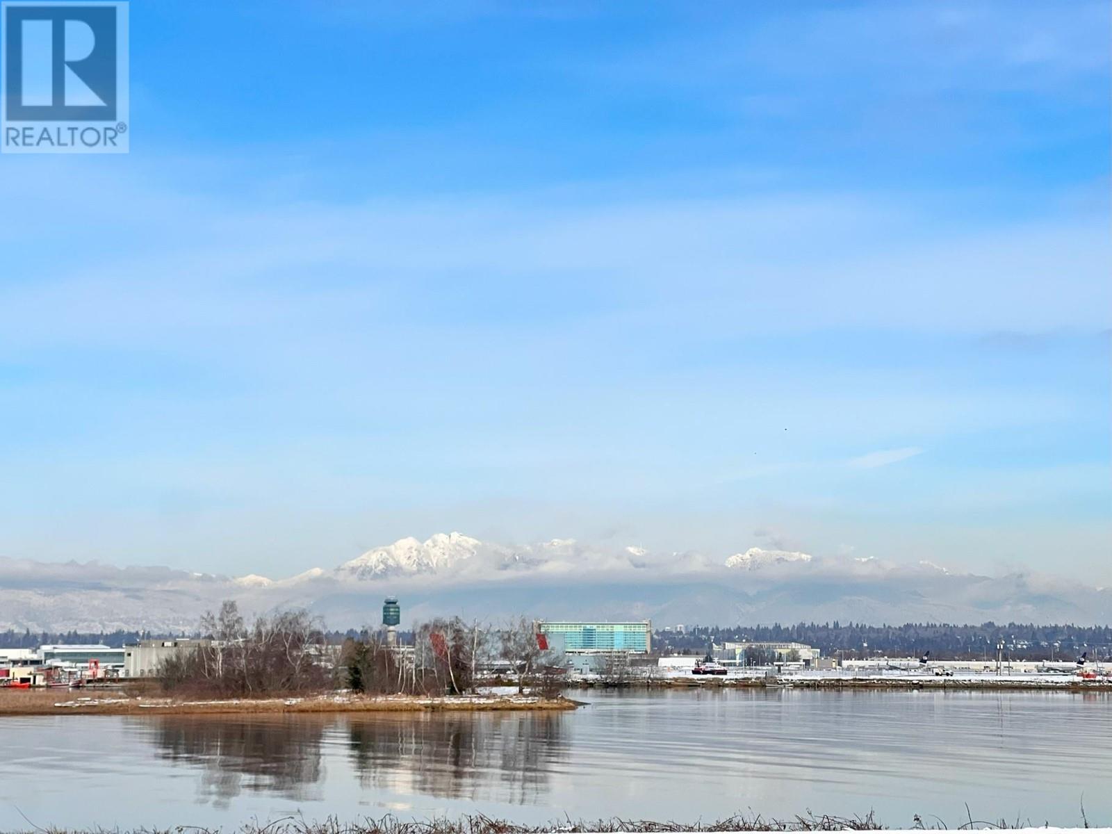 Listing Picture 21 of 23 : 3500 RIVER ROAD, Richmond / 烈治文 - 魯藝地產 Yvonne Lu Group - MLS Medallion Club Member