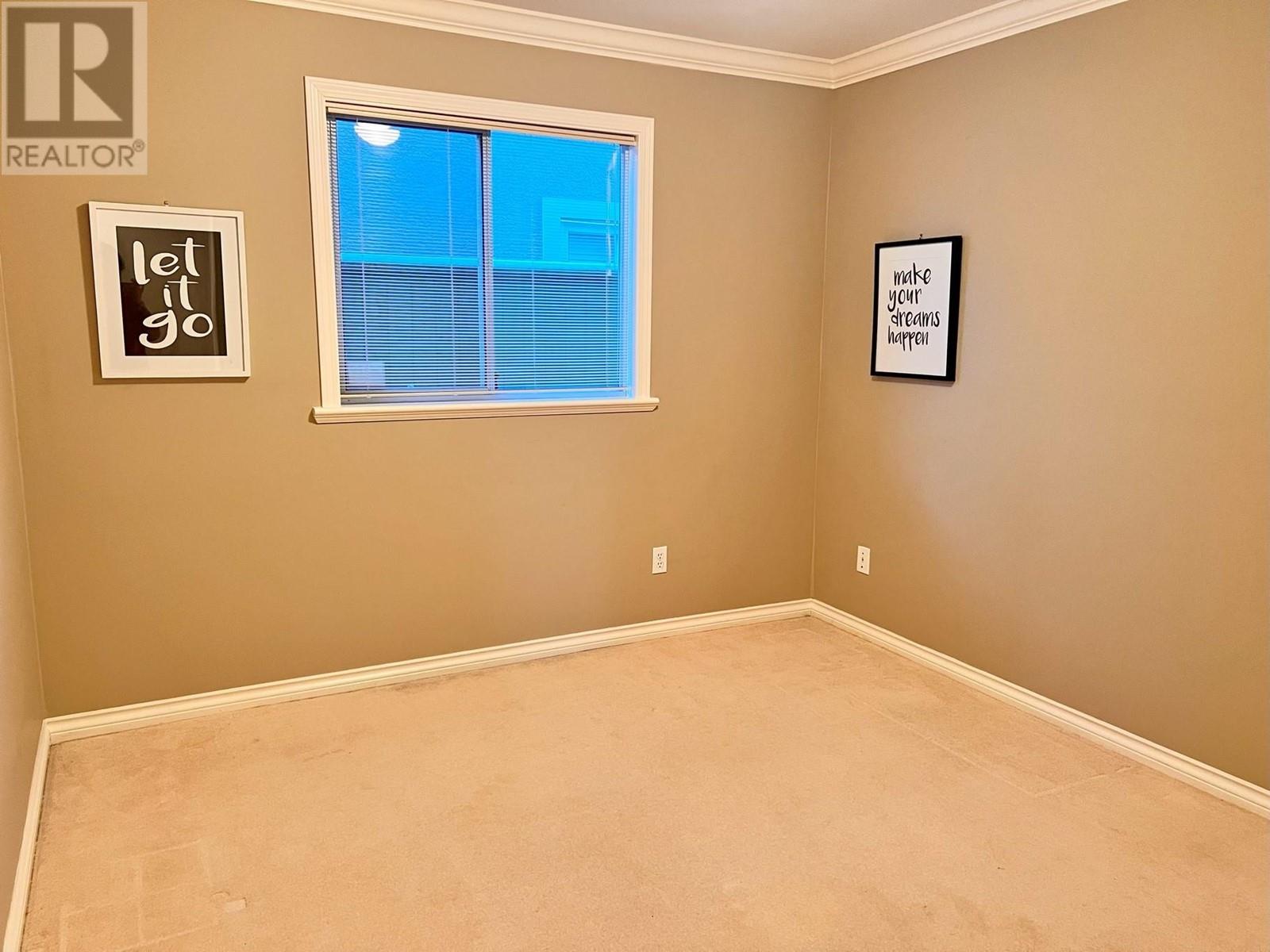 Listing Picture 18 of 23 : 3500 RIVER ROAD, Richmond / 烈治文 - 魯藝地產 Yvonne Lu Group - MLS Medallion Club Member