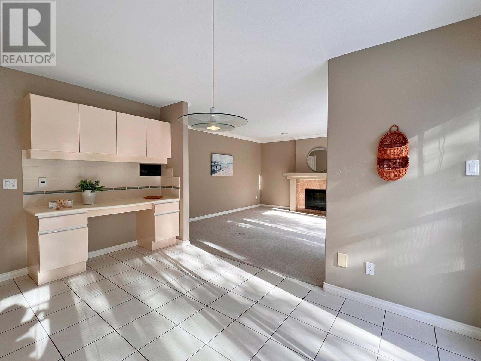 Listing Picture 7 of 23 : 3500 RIVER ROAD, Richmond / 烈治文 - 魯藝地產 Yvonne Lu Group - MLS Medallion Club Member