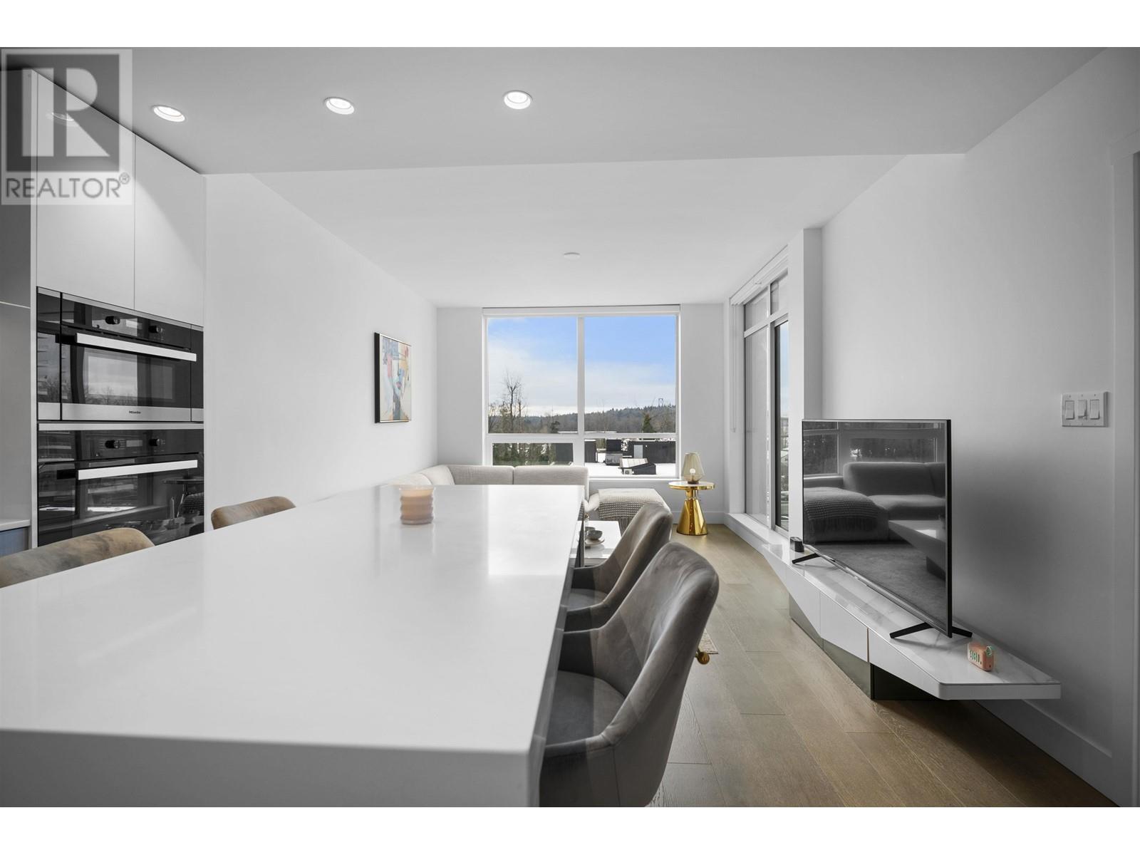 505 1675 Lions Gate Lane, North Vancouver, British Columbia  V7P 3B4 - Photo 5 - R2968661