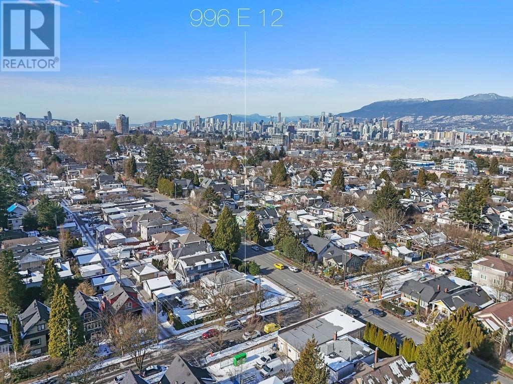 Listing Picture 15 of 19 : 996 E 12TH AVENUE, Vancouver / 溫哥華 - 魯藝地產 Yvonne Lu Group - MLS Medallion Club Member