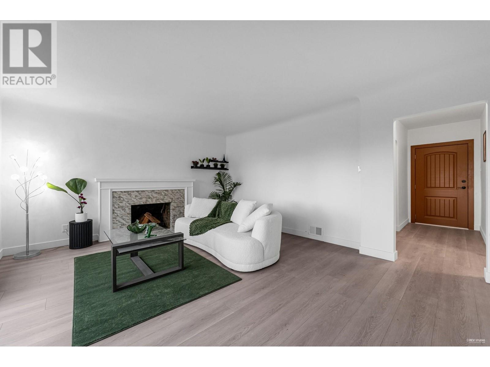 1010 Keith Road, West Vancouver, British Columbia  V7T 1M5 - Photo 7 - R2968690