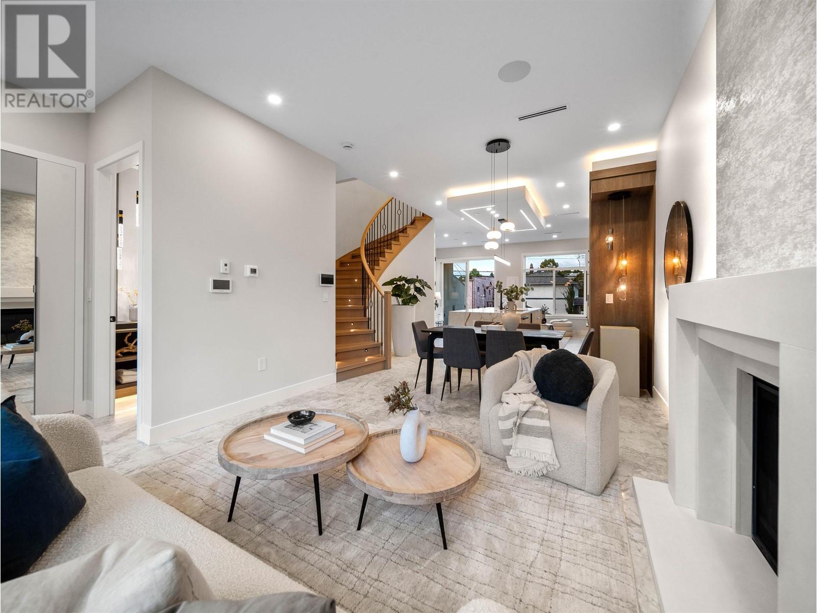Listing Picture 6 of 40 : 2453 W 10TH AVENUE, Vancouver / 溫哥華 - 魯藝地產 Yvonne Lu Group - MLS Medallion Club Member