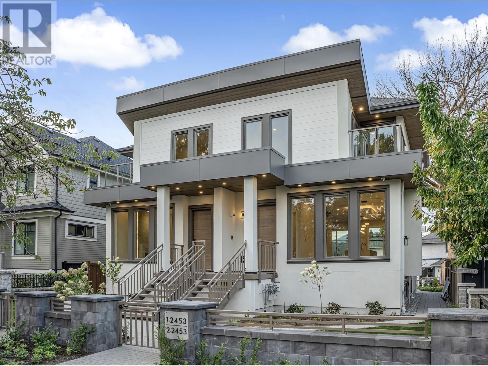 2453 W 10TH AVENUE, Vancouver