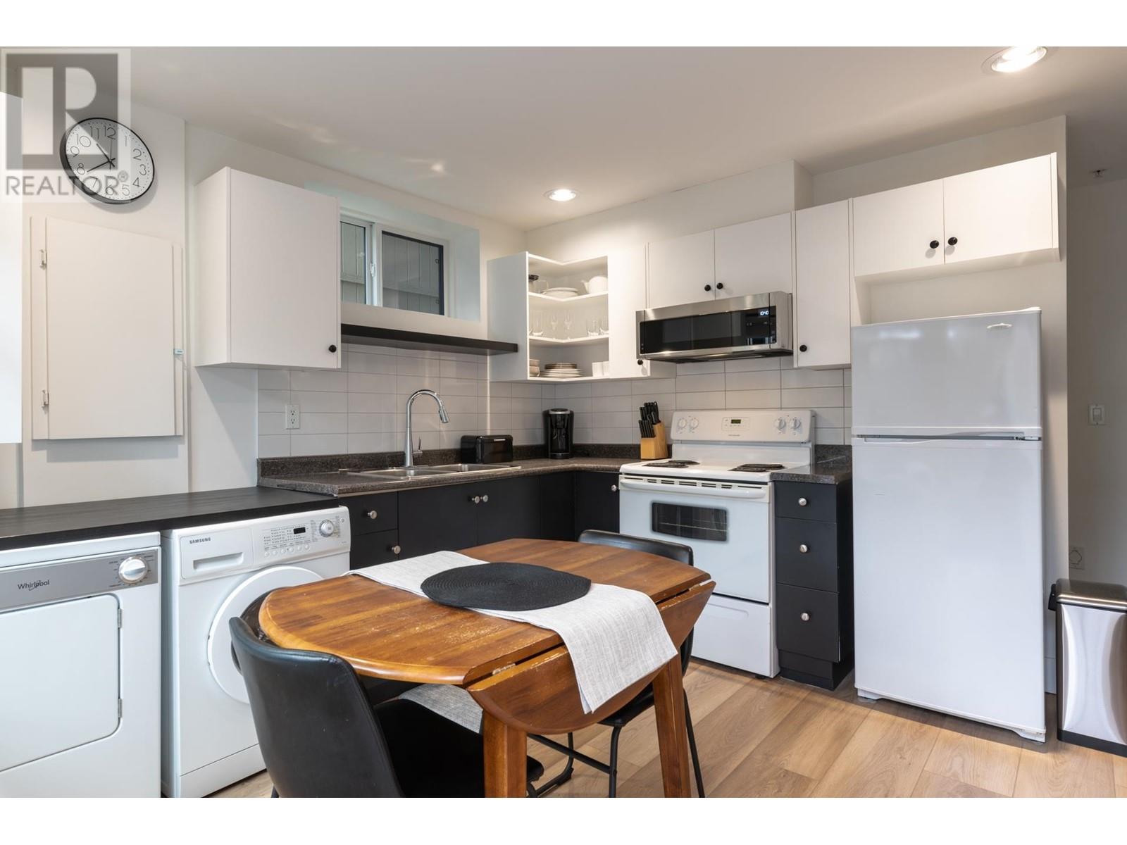 Listing Picture 23 of 30 : 8088 SHAUGHNESSY STREET, Vancouver / 溫哥華 - 魯藝地產 Yvonne Lu Group - MLS Medallion Club Member