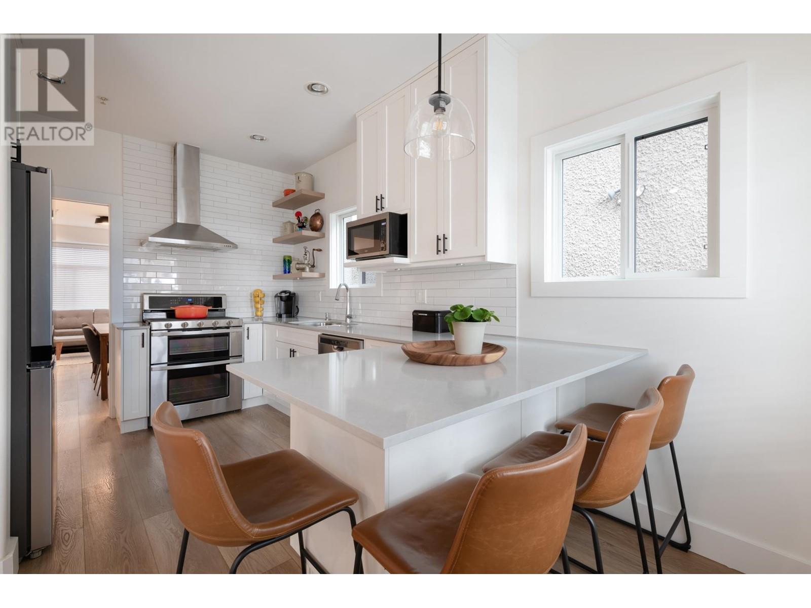 Listing Picture 5 of 30 : 8088 SHAUGHNESSY STREET, Vancouver / 溫哥華 - 魯藝地產 Yvonne Lu Group - MLS Medallion Club Member