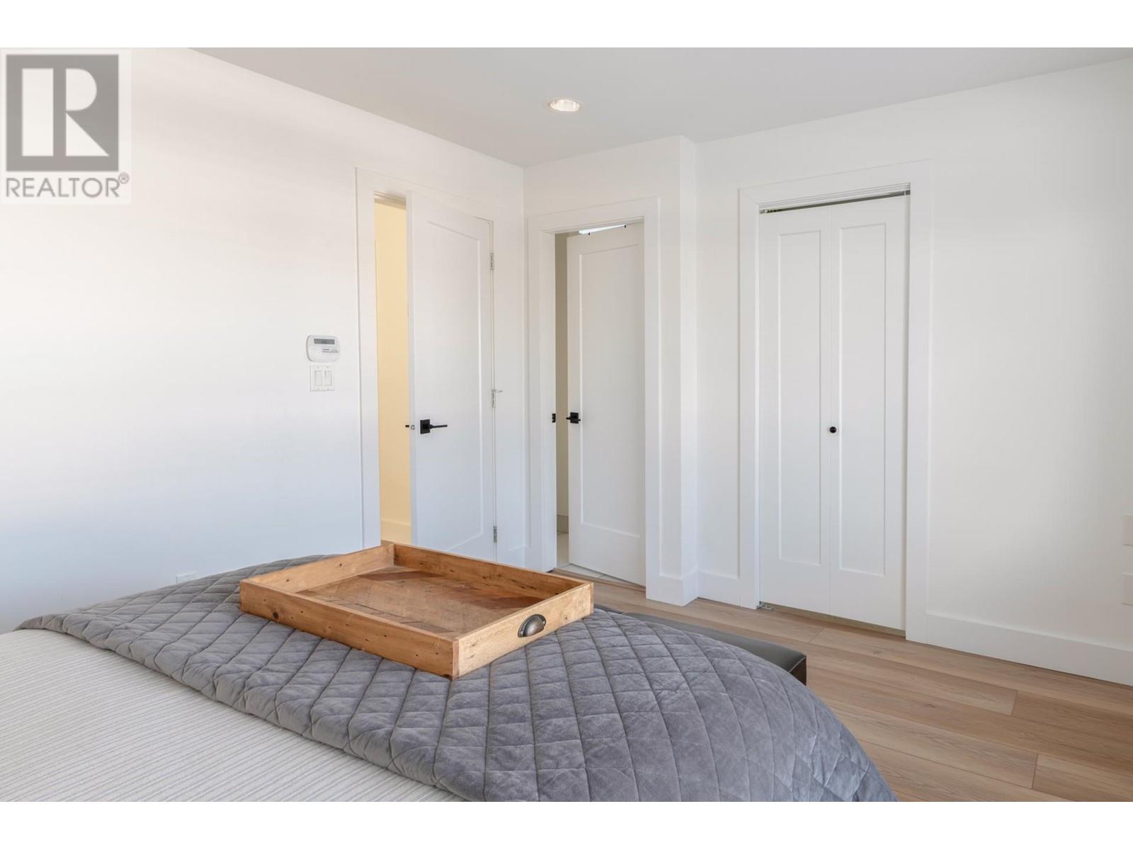 Listing Picture 13 of 30 : 8088 SHAUGHNESSY STREET, Vancouver / 溫哥華 - 魯藝地產 Yvonne Lu Group - MLS Medallion Club Member