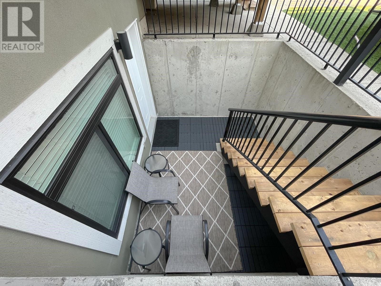 Listing Picture 28 of 30 : 8088 SHAUGHNESSY STREET, Vancouver / 溫哥華 - 魯藝地產 Yvonne Lu Group - MLS Medallion Club Member