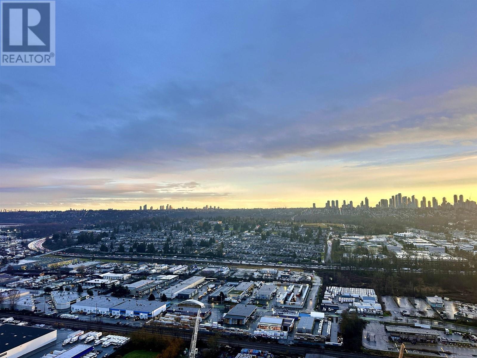 Listing Picture 9 of 10 : 3808 4880 LOUGHEED HIGHWAY, Burnaby / 本拿比 - 魯藝地產 Yvonne Lu Group - MLS Medallion Club Member