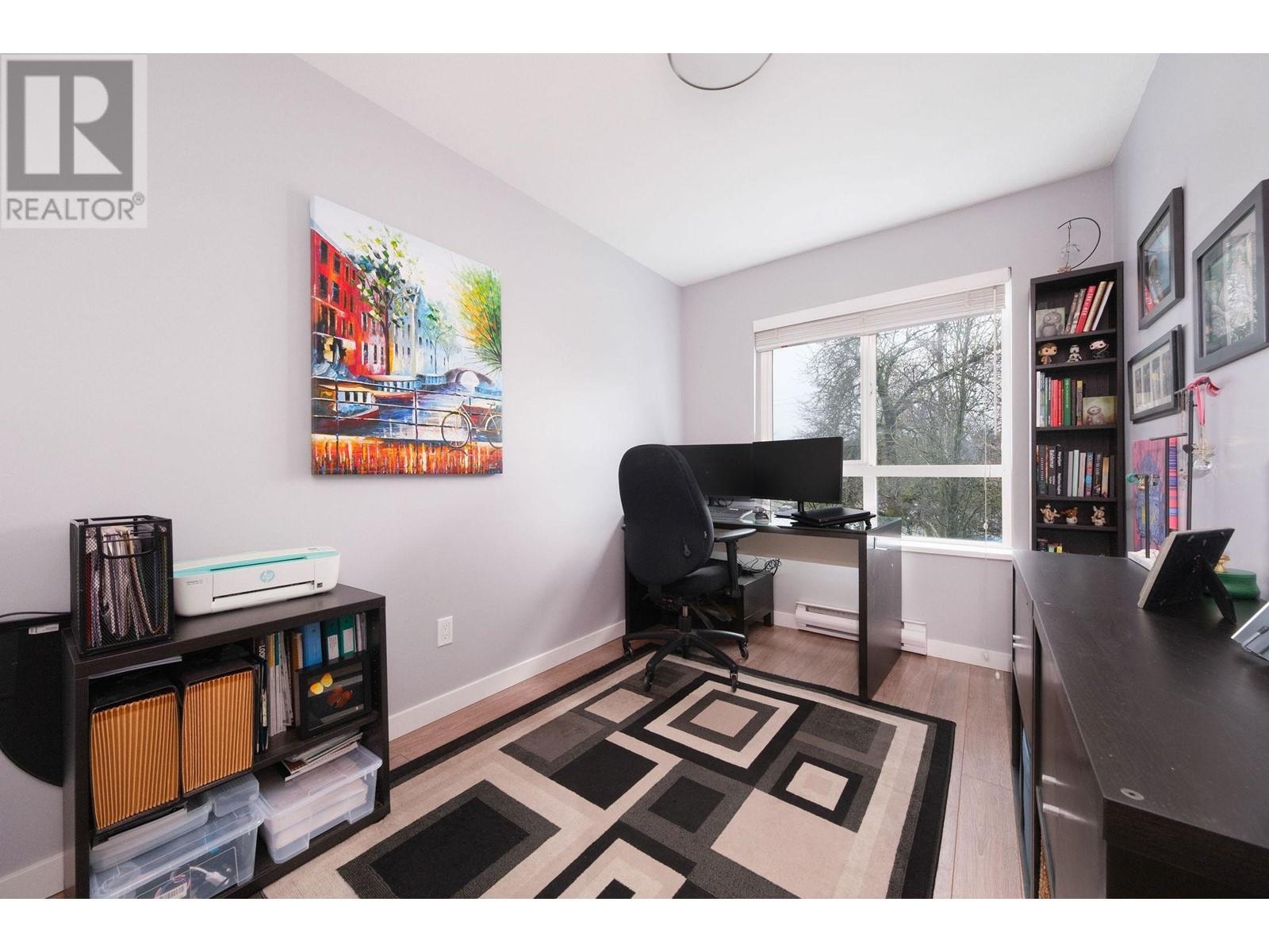 Listing Picture 13 of 29 : 135 6588 SOUTHOAKS CRESCENT, Burnaby / 本拿比 - 魯藝地產 Yvonne Lu Group - MLS Medallion Club Member
