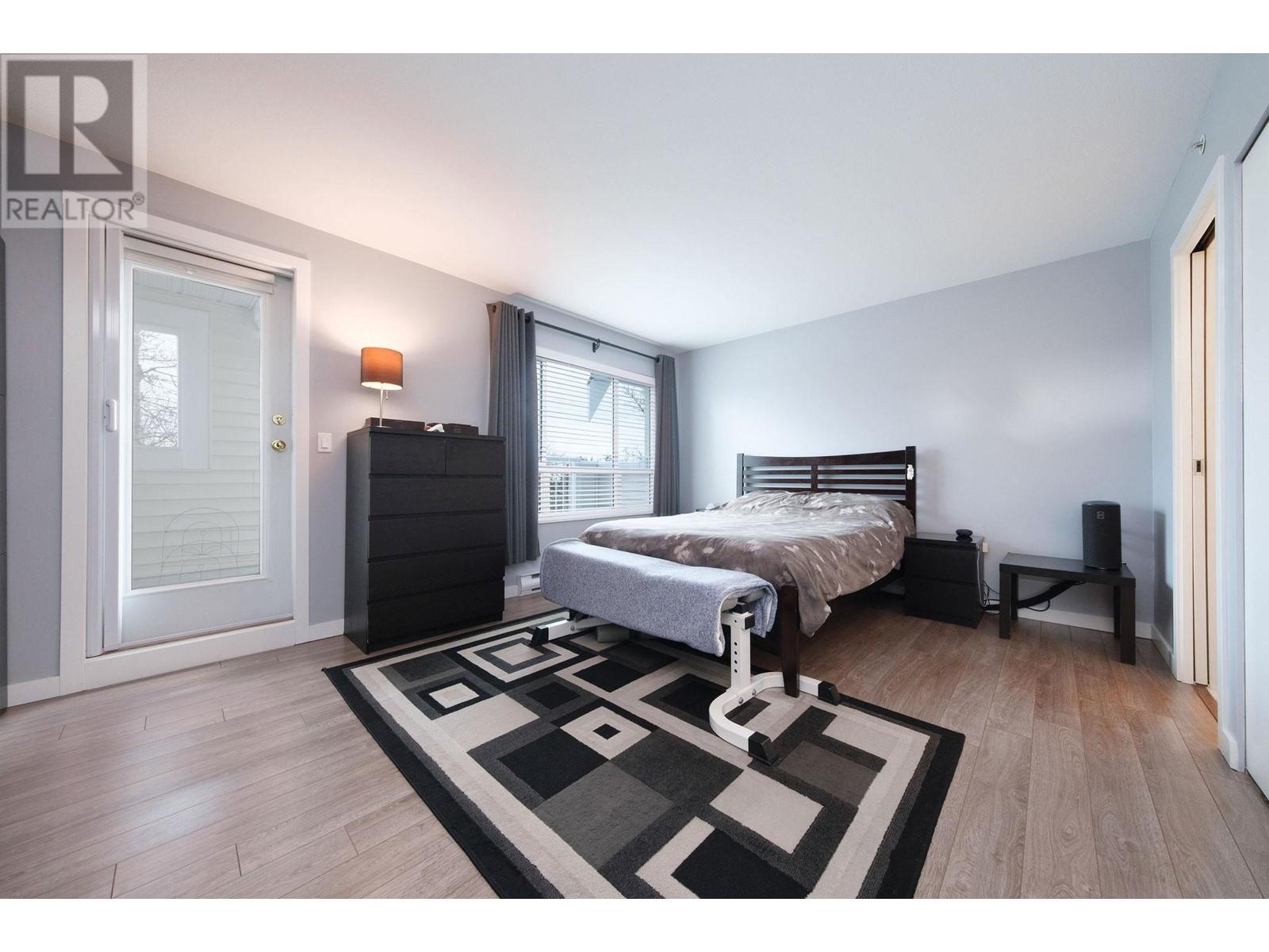 Listing Picture 15 of 29 : 135 6588 SOUTHOAKS CRESCENT, Burnaby / 本拿比 - 魯藝地產 Yvonne Lu Group - MLS Medallion Club Member