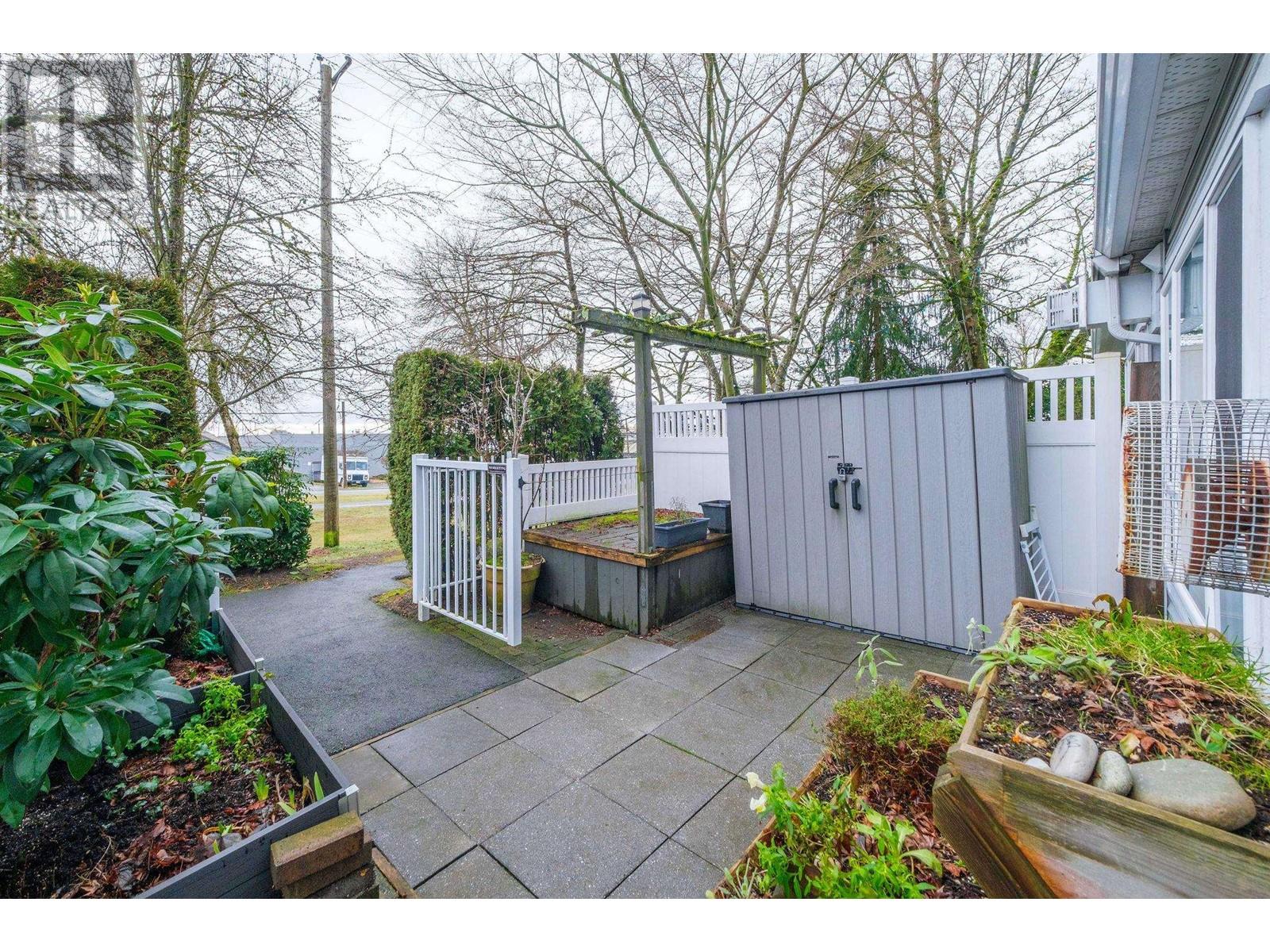 Listing Picture 27 of 29 : 135 6588 SOUTHOAKS CRESCENT, Burnaby / 本拿比 - 魯藝地產 Yvonne Lu Group - MLS Medallion Club Member