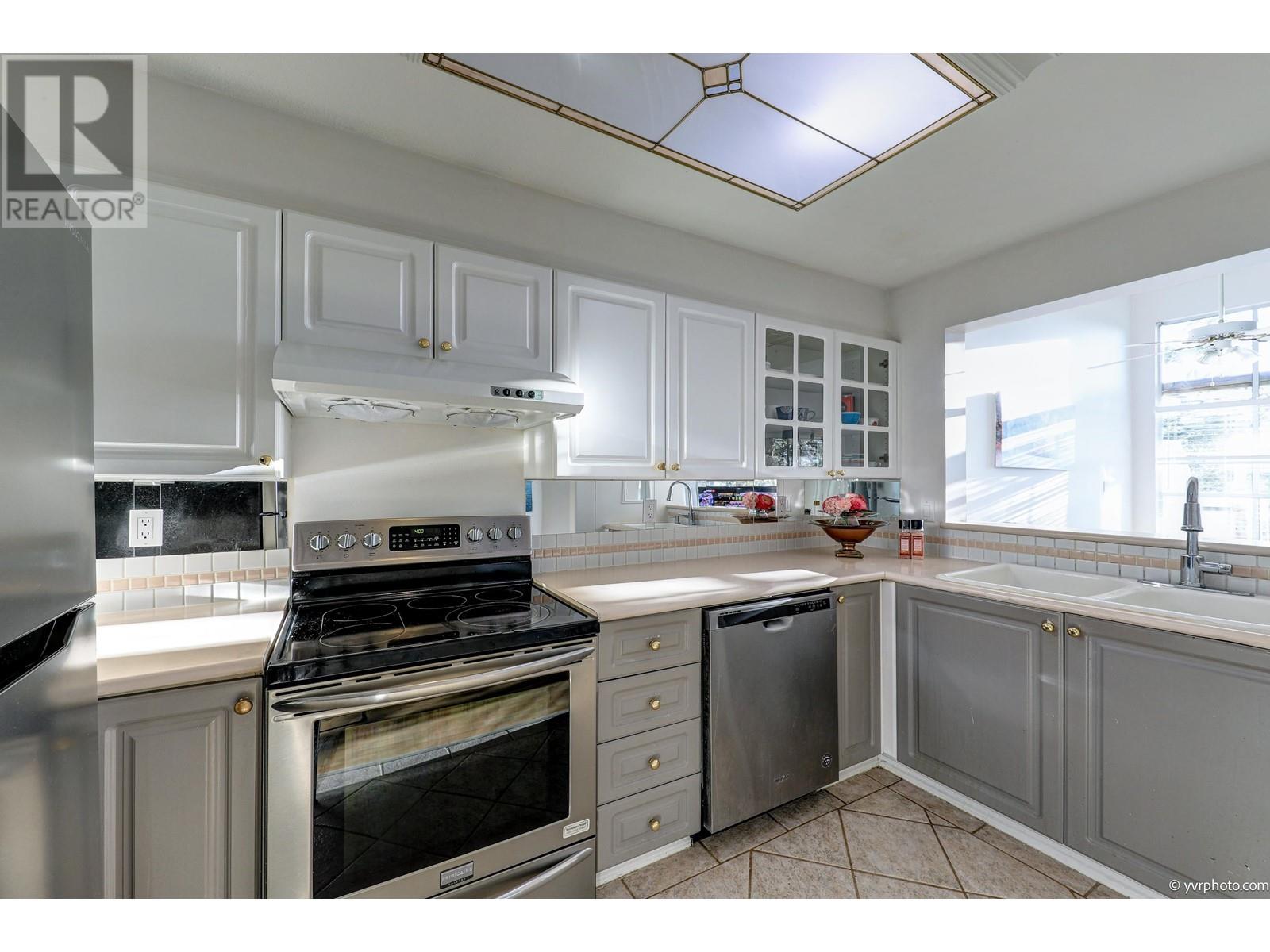 320 8880 Jones Road, Richmond, British Columbia  V6Y 3Z1 - Photo 5 - R2965169