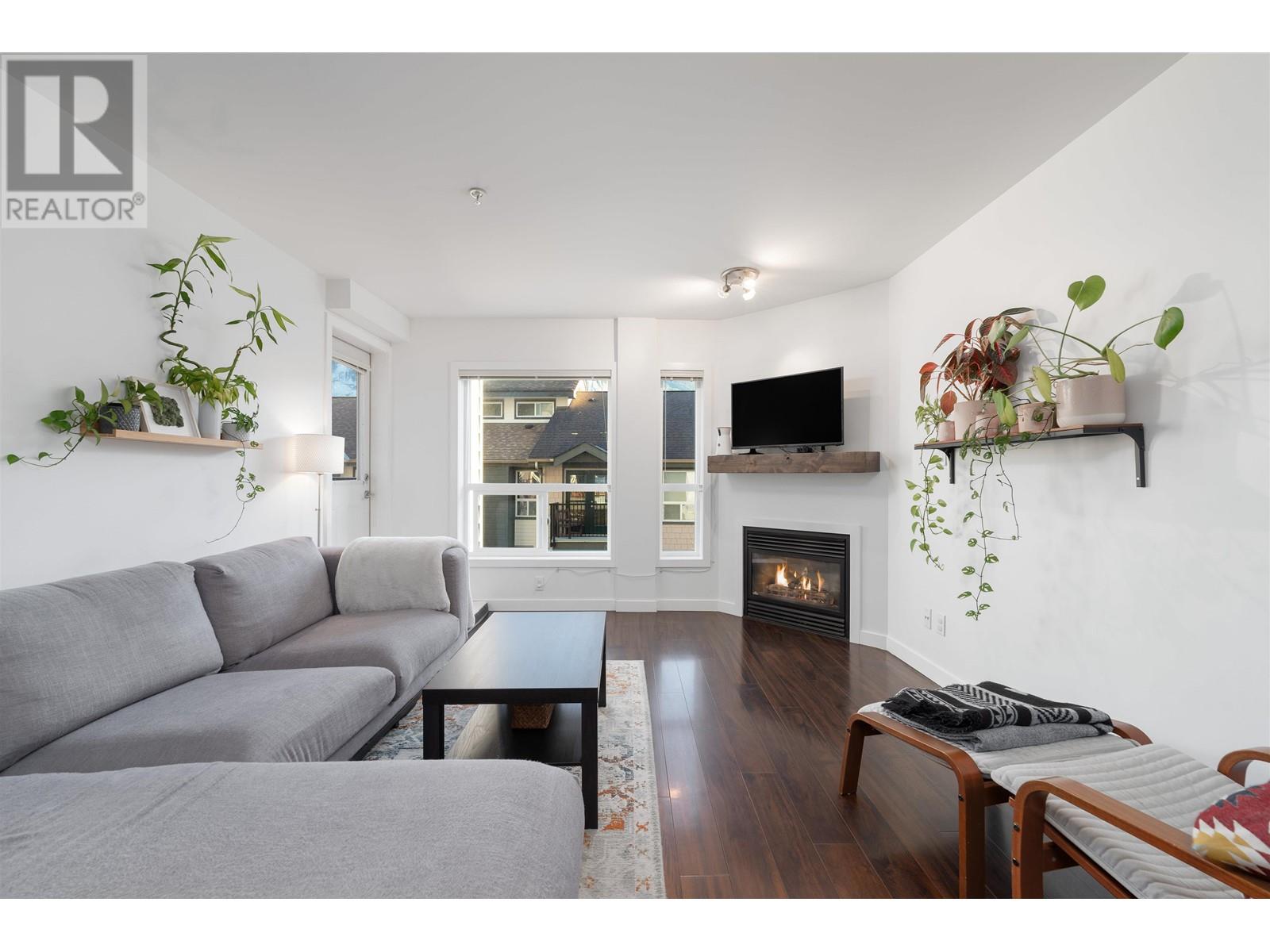 208 1212 Main Street, Squamish, British Columbia V8B 0S1 - Photo 8 - R2968739