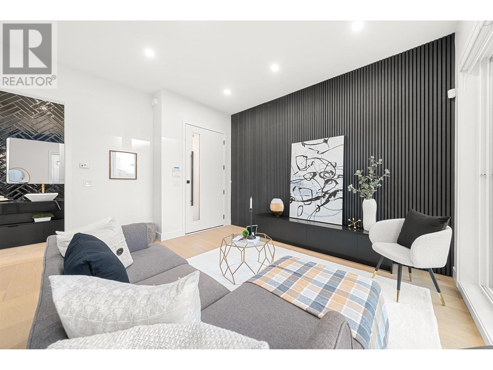 2 3559 Haida Drive, Vancouver, British Columbia  V5M 3Y9 - Photo 3 - R2968741