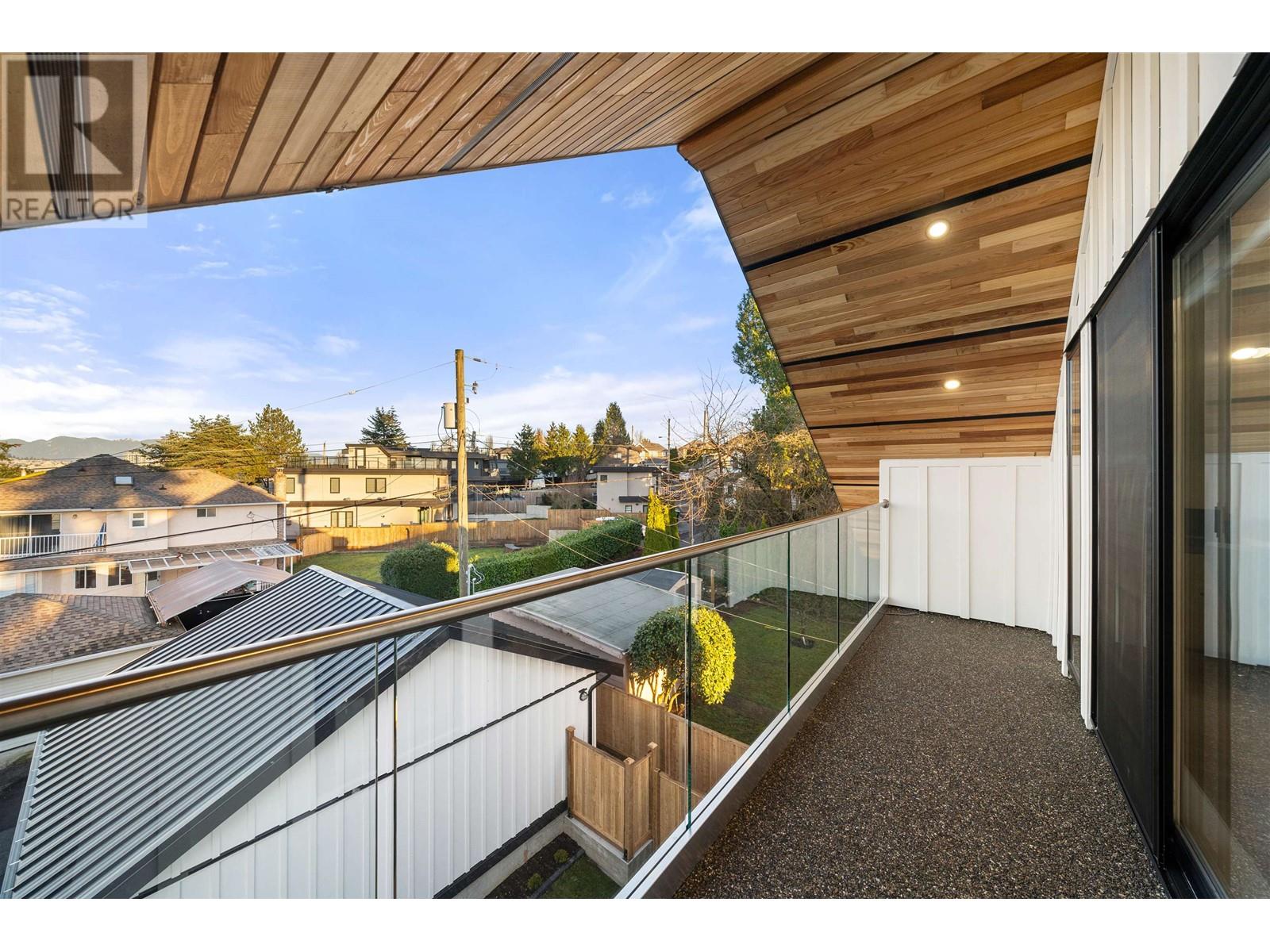 2 3559 Haida Drive, Vancouver, British Columbia  V5M 3Y9 - Photo 31 - R2968741