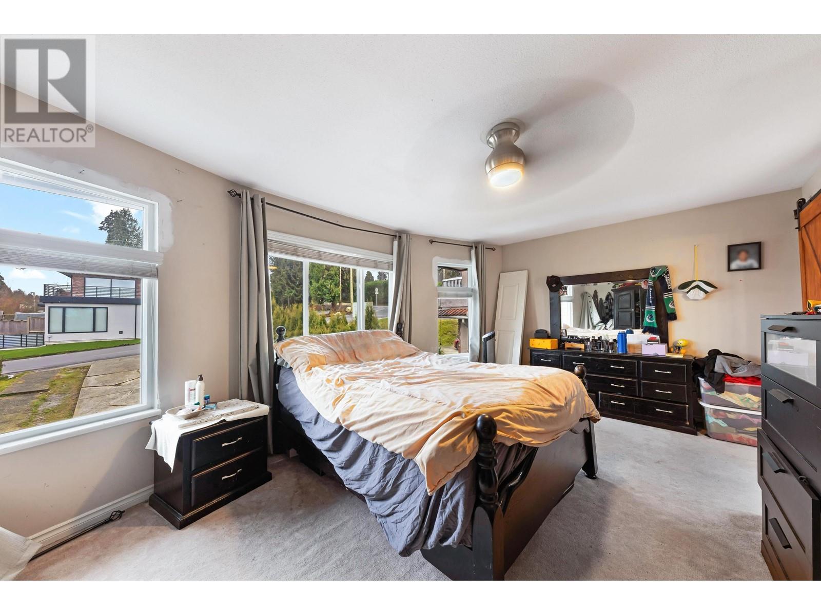 5649 Laurel Street, Burnaby, British Columbia  V5G 1N4 - Photo 14 - R2968746