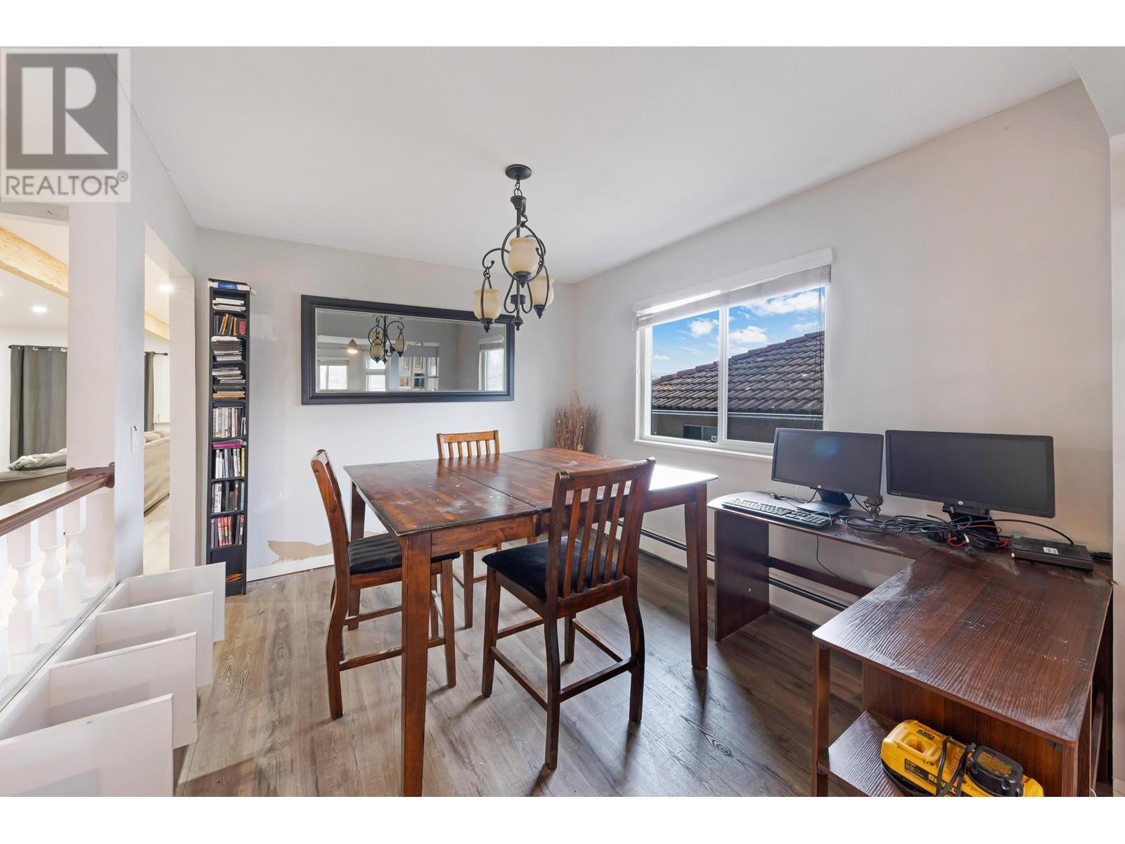 5649 Laurel Street, Burnaby, British Columbia  V5G 1N4 - Photo 15 - R2968746