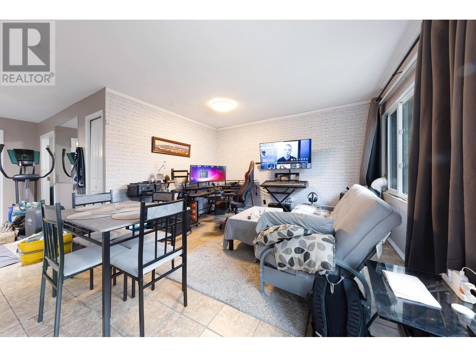 5649 Laurel Street, Burnaby, British Columbia  V5G 1N4 - Photo 30 - R2968746