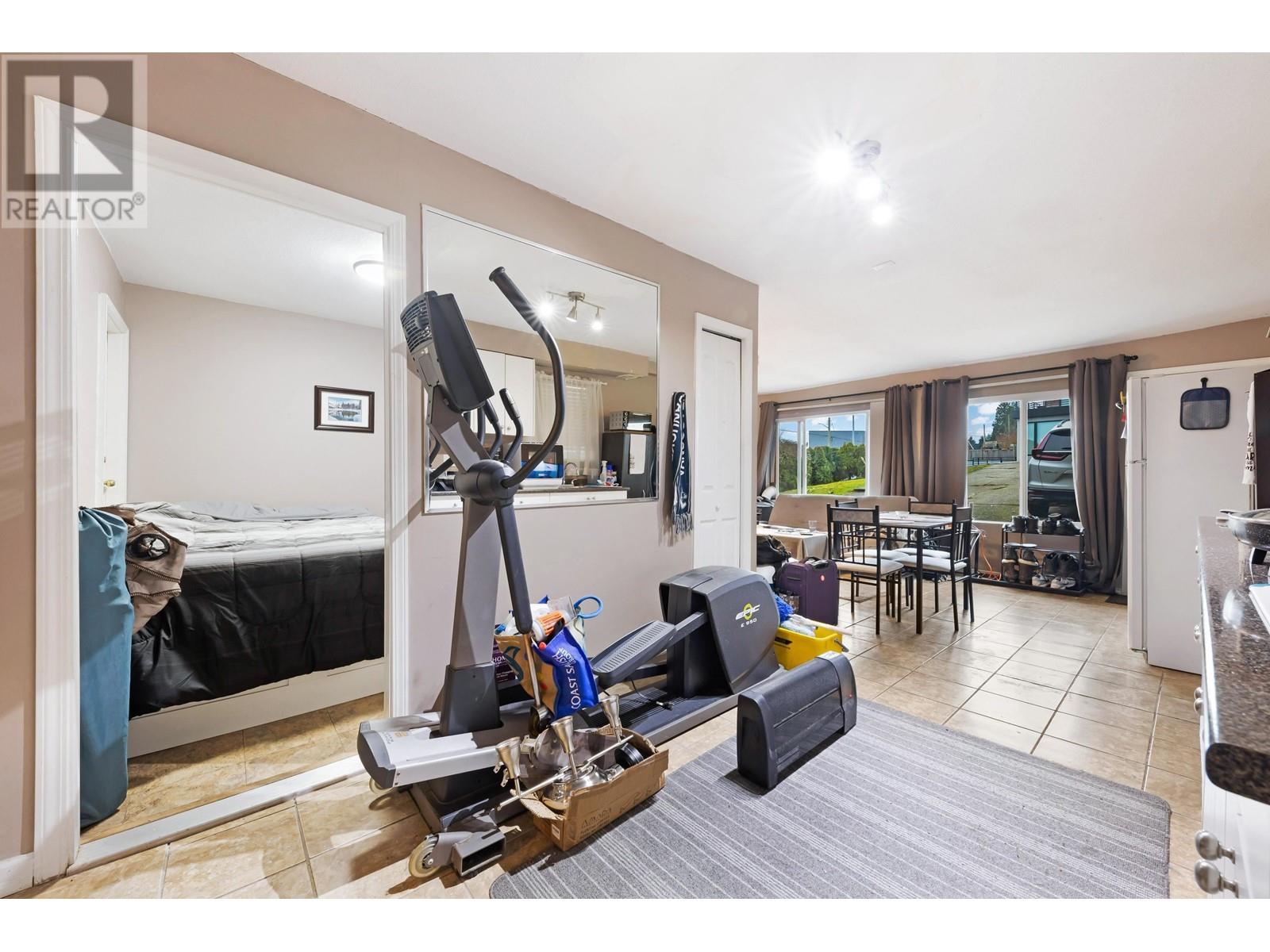 5649 Laurel Street, Burnaby, British Columbia  V5G 1N4 - Photo 33 - R2968746