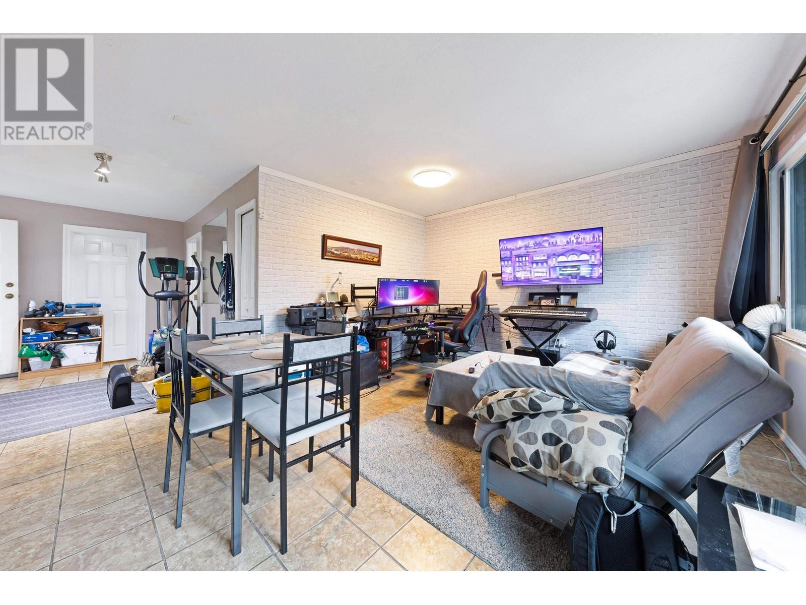 5649 Laurel Street, Burnaby, British Columbia  V5G 1N4 - Photo 35 - R2968746