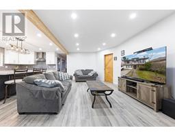 5649 LAUREL STREET, Burnaby, British Columbia