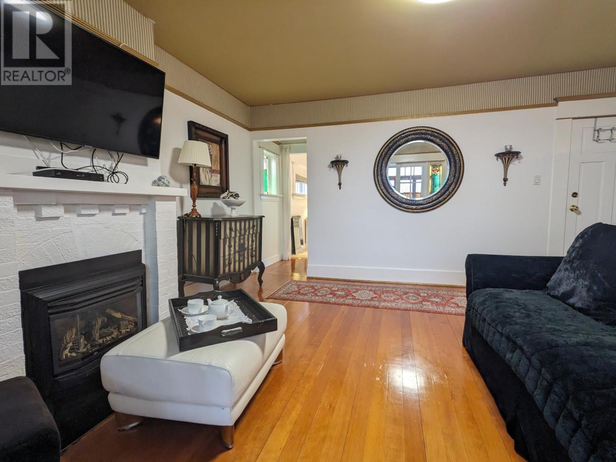 1631 Dunbar Street, Vancouver, British Columbia  V6R 3L7 - Photo 6 - R2968729