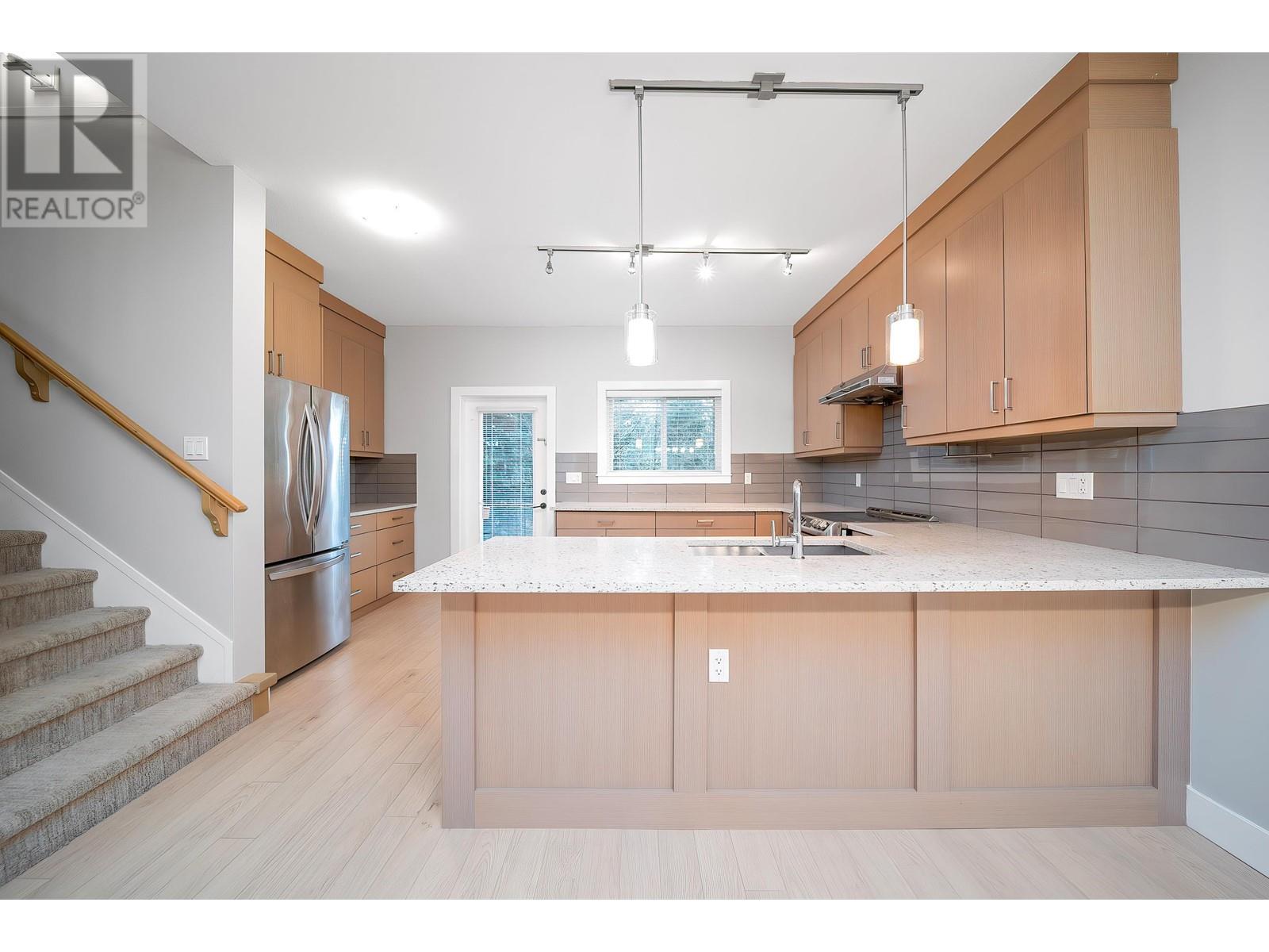 402 1405 Dayton Street, Coquitlam, British Columbia  V3E 0L4 - Photo 9 - R2968763