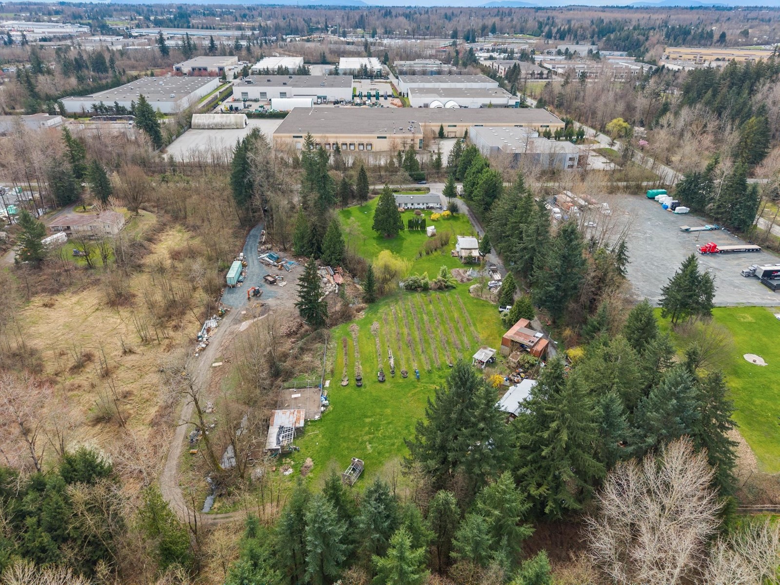 26871 58 Avenue, Langley, British Columbia  V4W 1V6 - Photo 3 - R2965389