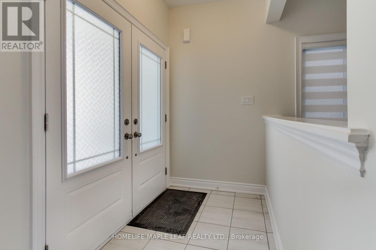 Property at 31 JANES CRESCENT image 4