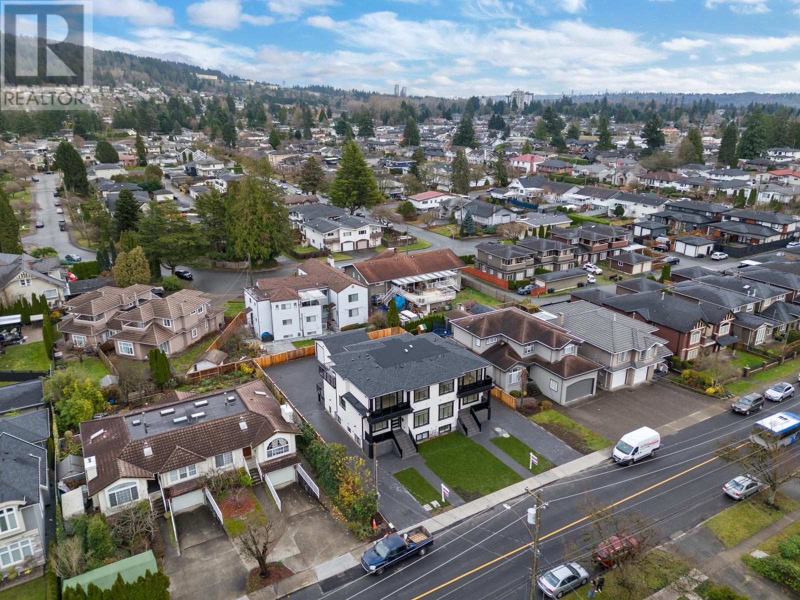 Listing Picture 8 of 40 : 892 SPERLING AVENUE, Burnaby / 本拿比 - 魯藝地產 Yvonne Lu Group - MLS Medallion Club Member