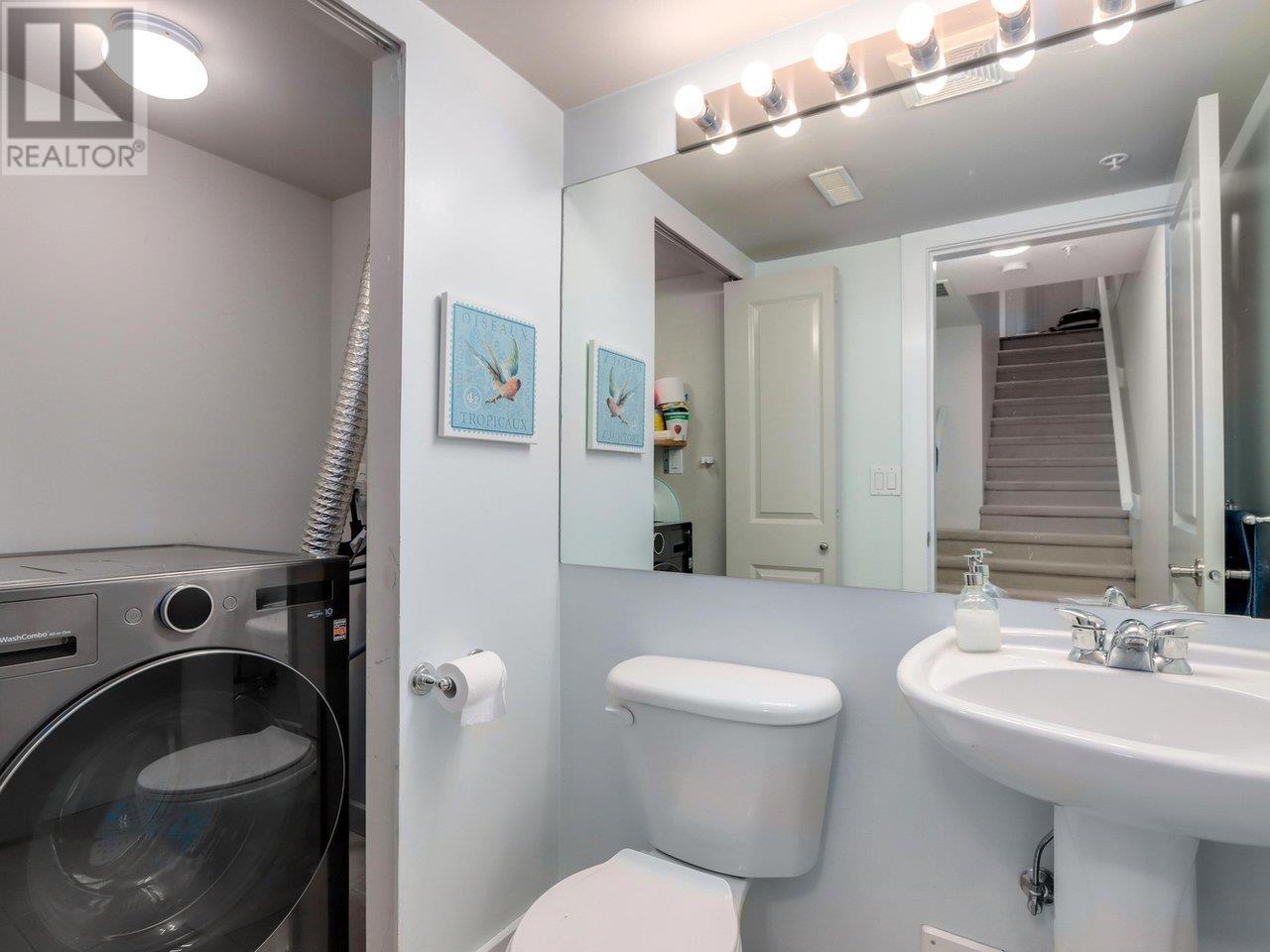 Listing Picture 21 of 23 : 3229 PERROT MEWS, Vancouver / 溫哥華 - 魯藝地產 Yvonne Lu Group - MLS Medallion Club Member