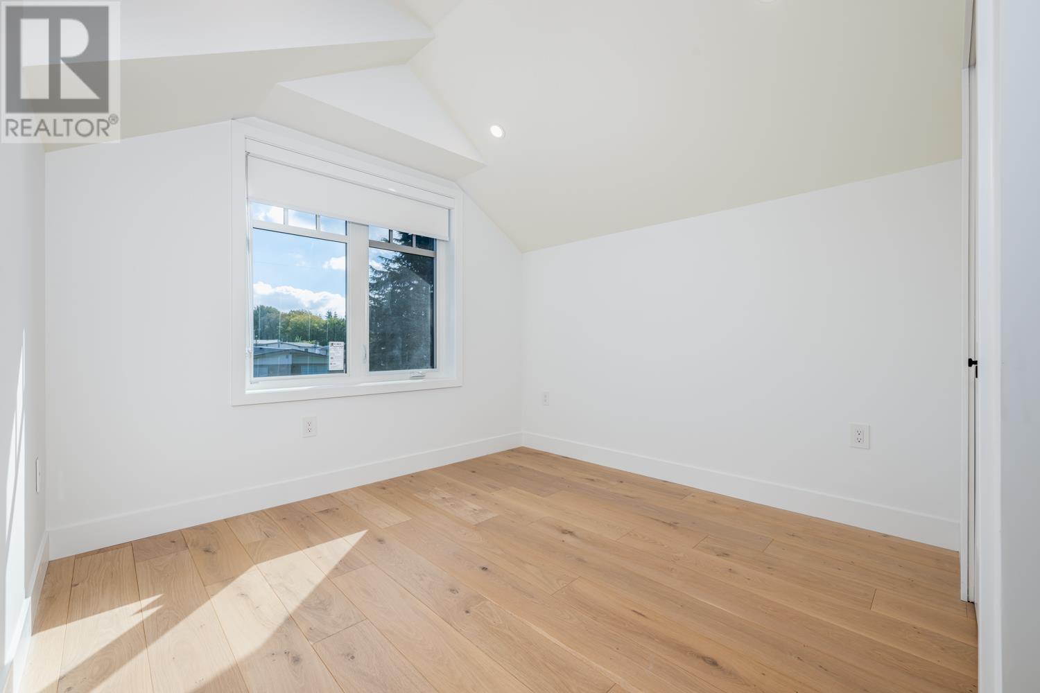 Listing Picture 17 of 31 : 6281 ELGIN STREET, Vancouver / 溫哥華 - 魯藝地產 Yvonne Lu Group - MLS Medallion Club Member