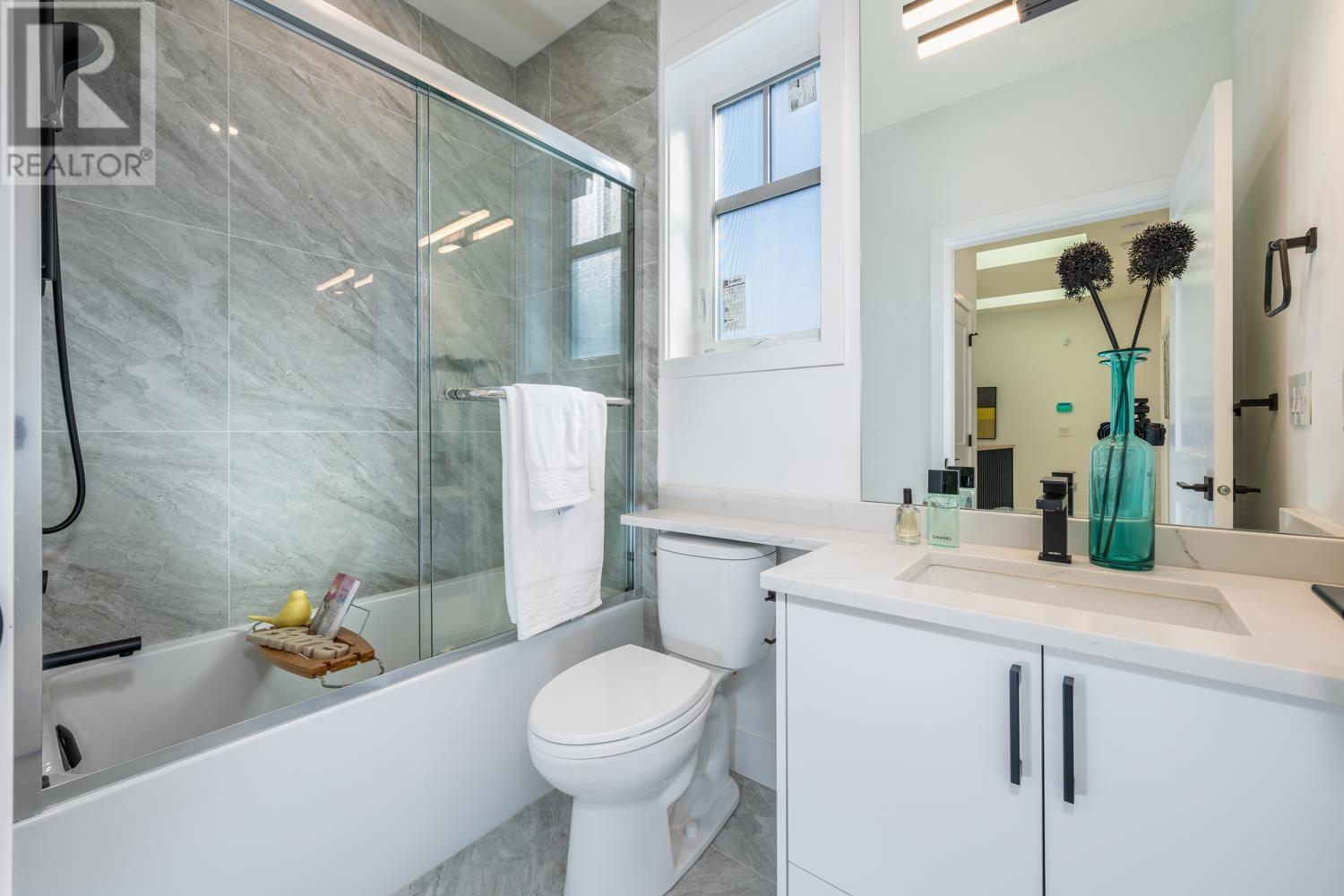 Listing Picture 18 of 31 : 6281 ELGIN STREET, Vancouver / 溫哥華 - 魯藝地產 Yvonne Lu Group - MLS Medallion Club Member