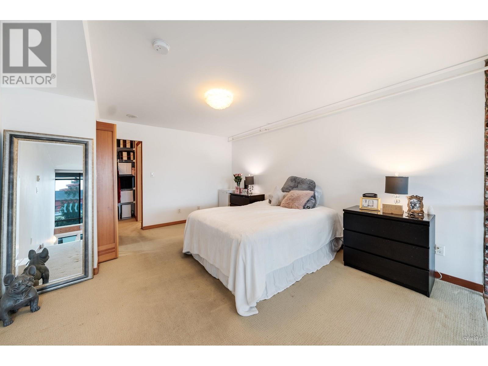 217 10 Renaissance Square, New Westminster, British Columbia  V3M 7B1 - Photo 15 - R2968777