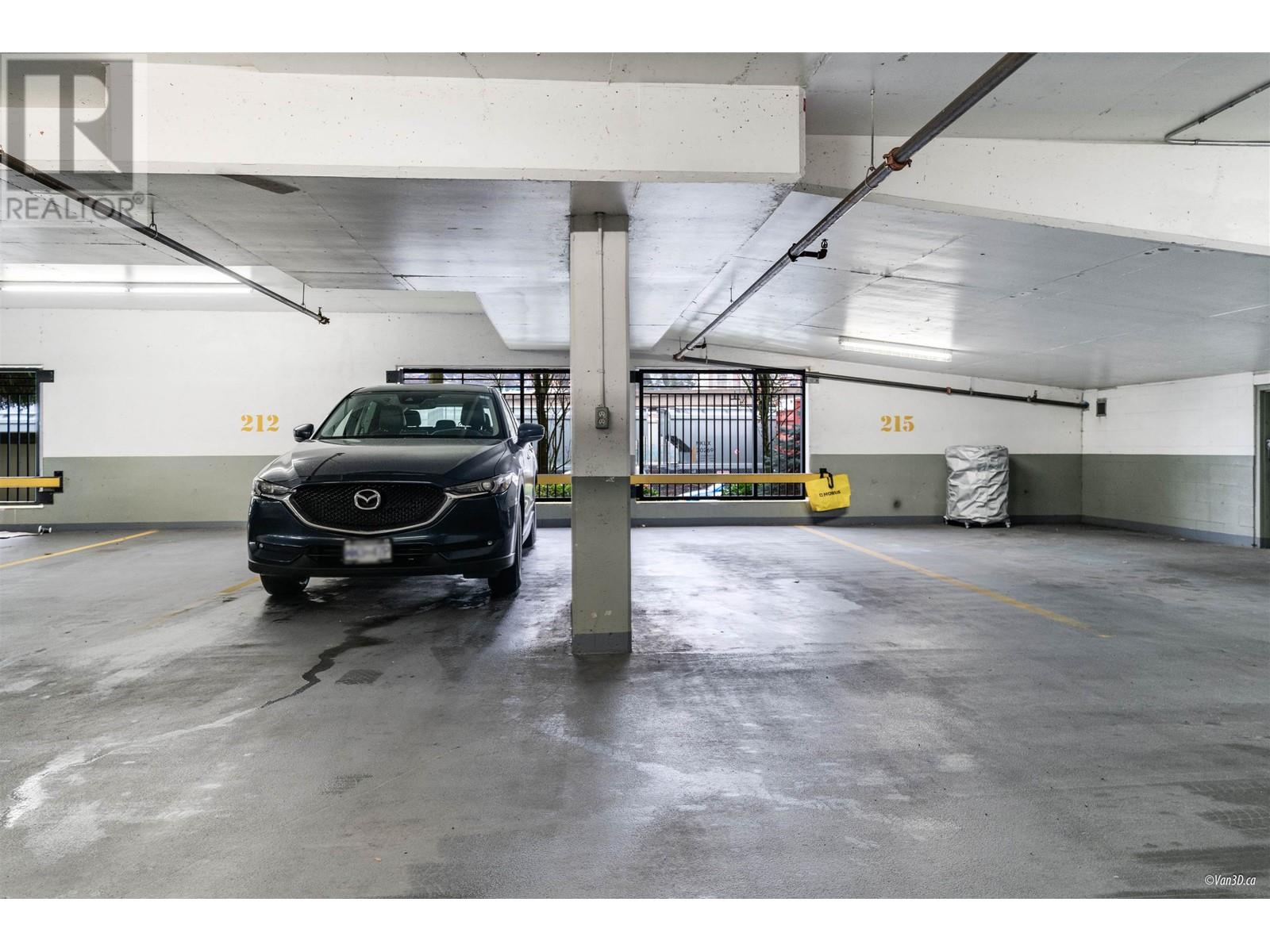 217 10 Renaissance Square, New Westminster, British Columbia  V3M 7B1 - Photo 21 - R2968777