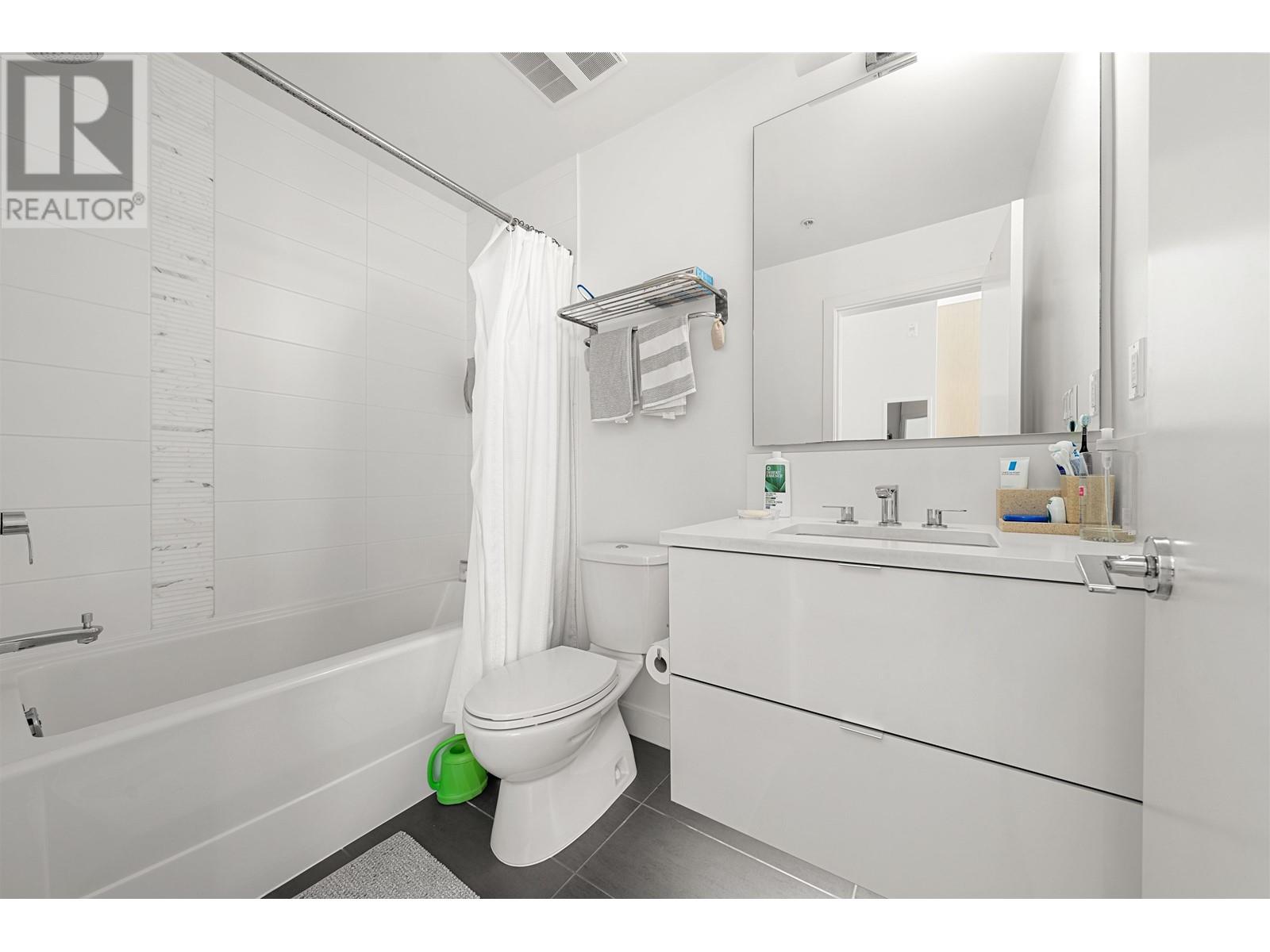 209 1621 Hamilton Avenue, North Vancouver, British Columbia  V7P 0B6 - Photo 14 - R2968781