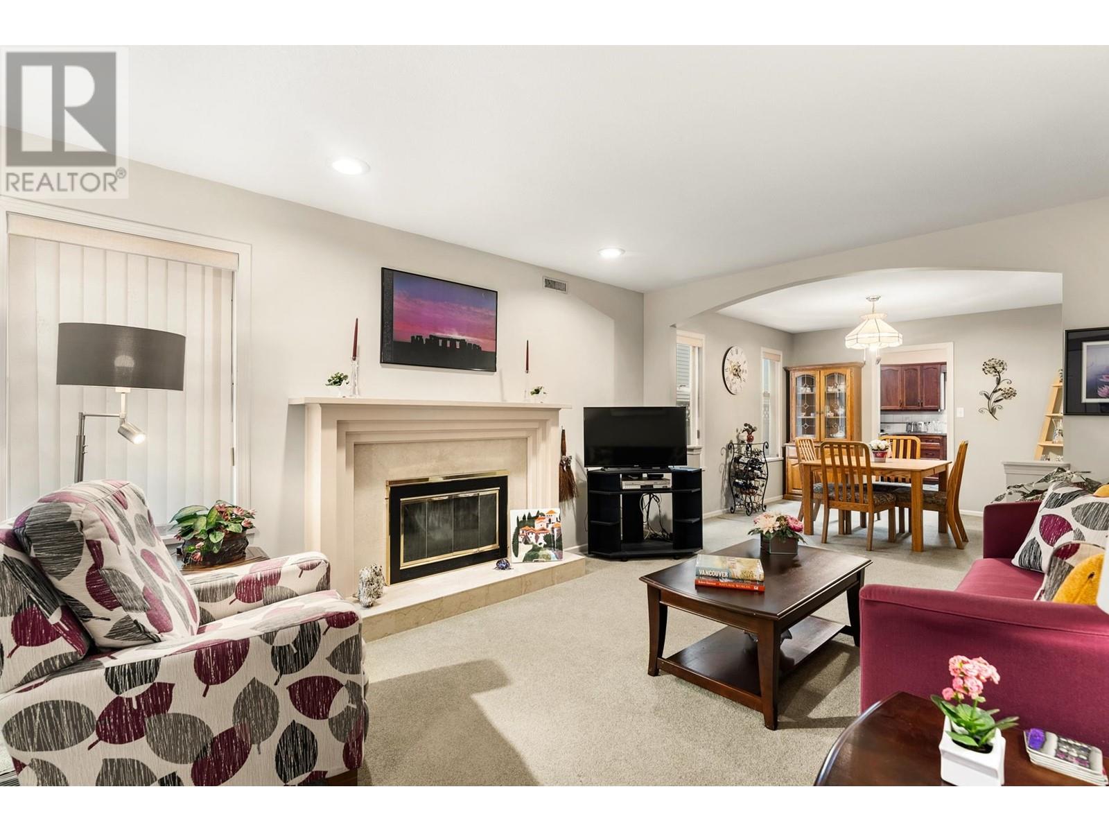 Listing Picture 2 of 35 : 3578 GARRY STREET, Richmond / 烈治文 - 魯藝地產 Yvonne Lu Group - MLS Medallion Club Member