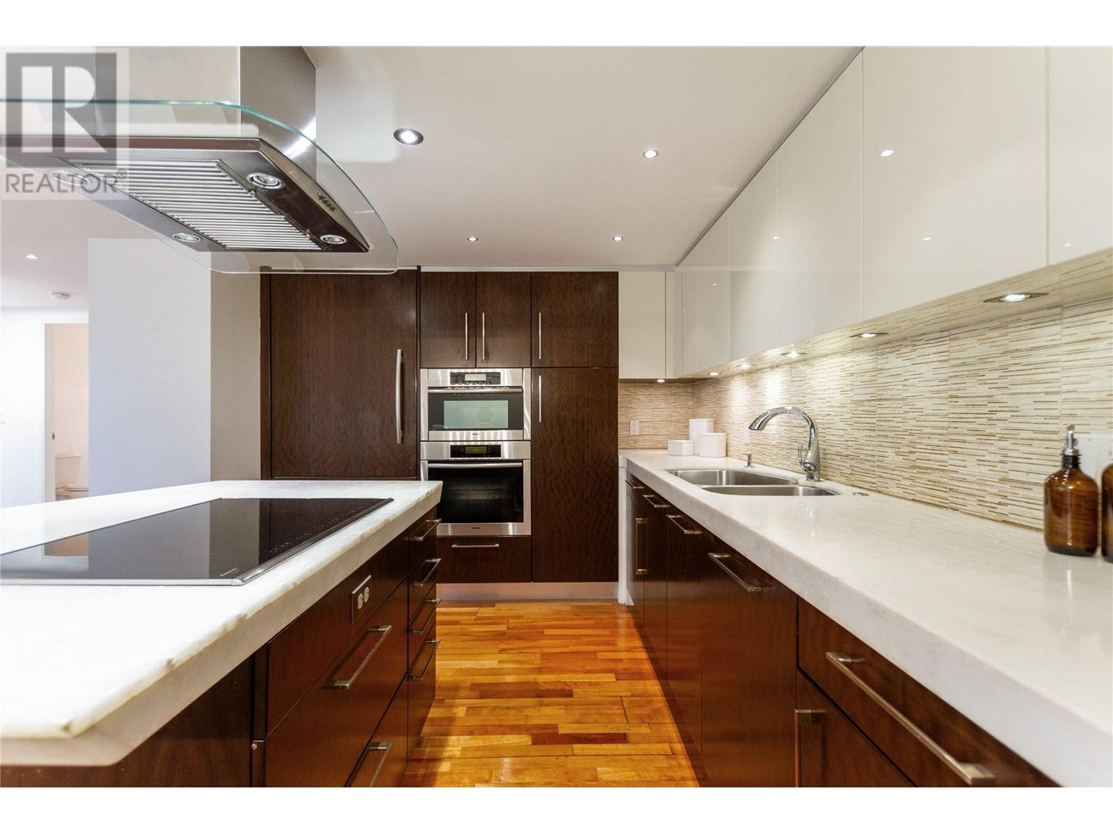 Listing Picture 8 of 39 : 73 1425 LAMEY'S MILL ROAD, Vancouver / 溫哥華 - 魯藝地產 Yvonne Lu Group - MLS Medallion Club Member