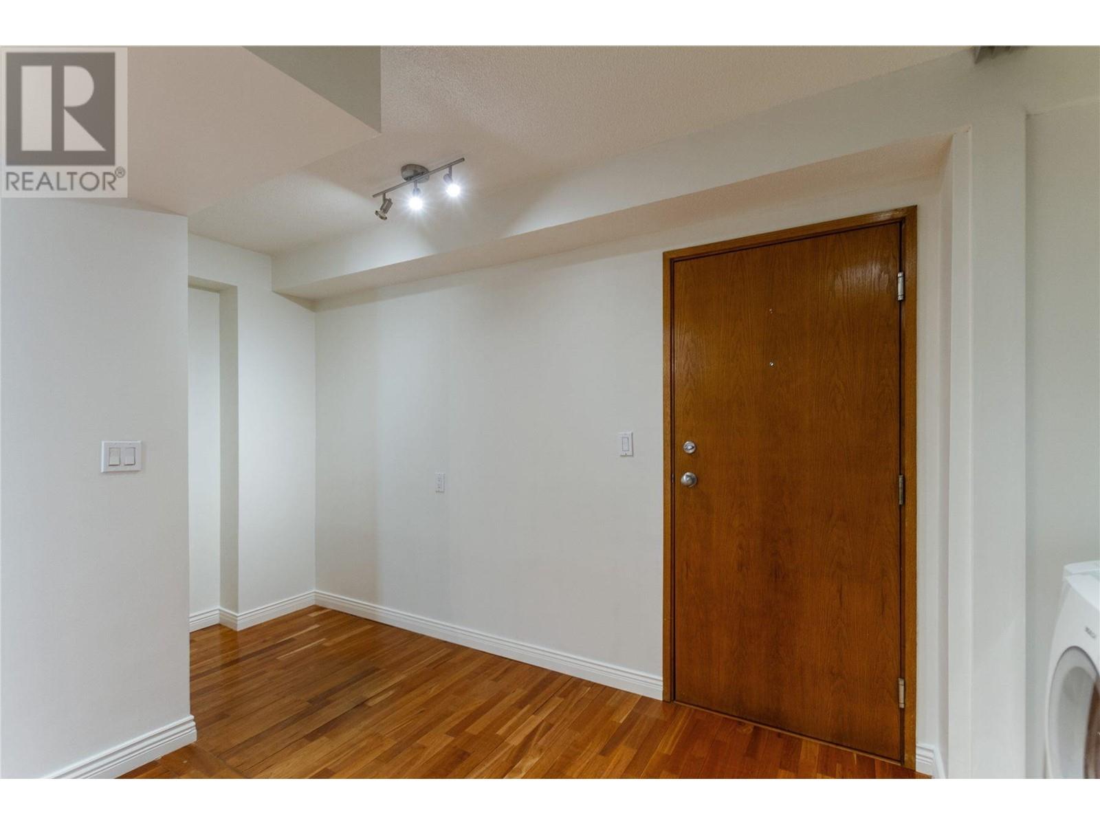 Listing Picture 28 of 39 : 73 1425 LAMEY'S MILL ROAD, Vancouver / 溫哥華 - 魯藝地產 Yvonne Lu Group - MLS Medallion Club Member