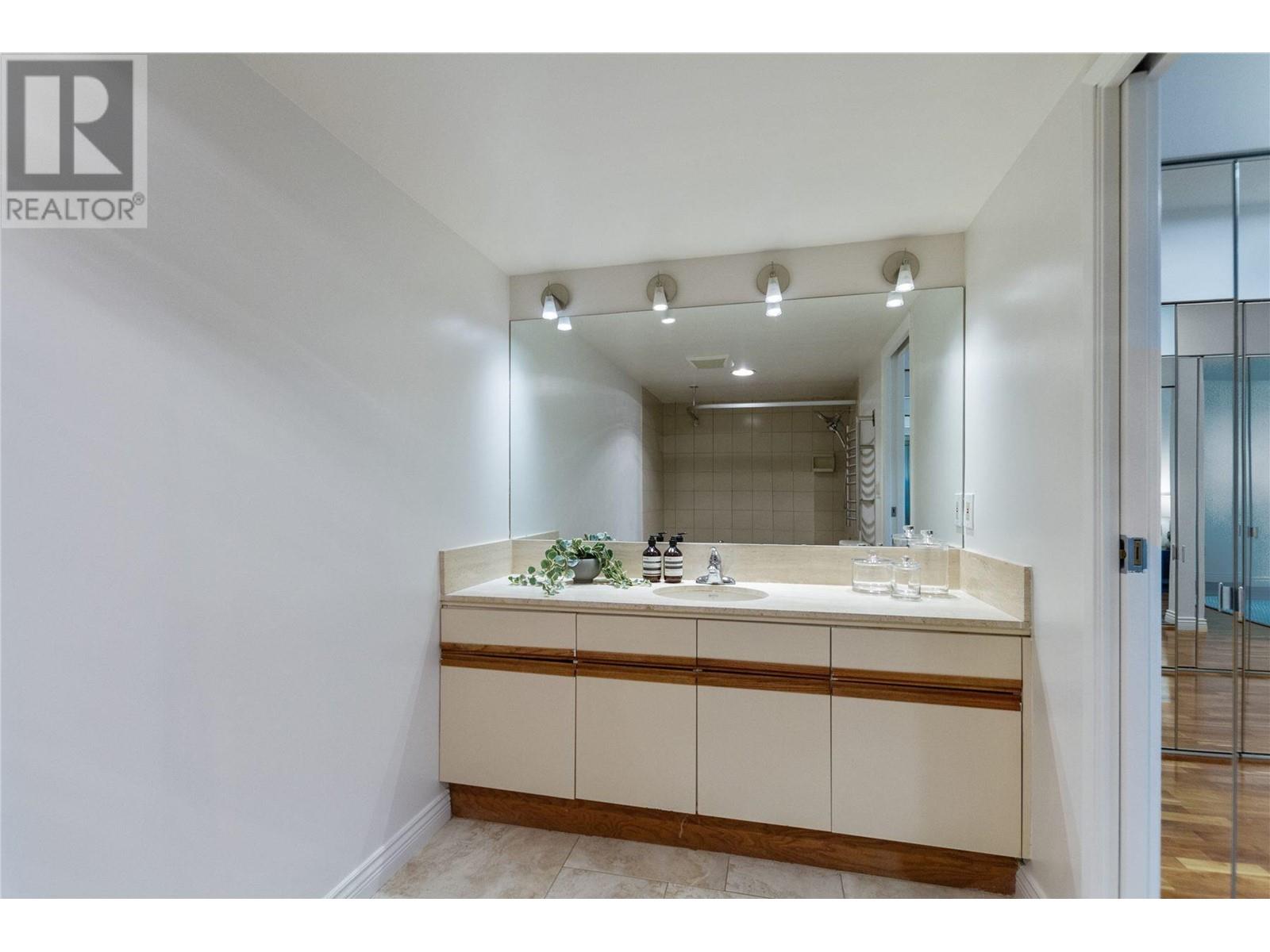 Listing Picture 23 of 39 : 73 1425 LAMEY'S MILL ROAD, Vancouver / 溫哥華 - 魯藝地產 Yvonne Lu Group - MLS Medallion Club Member