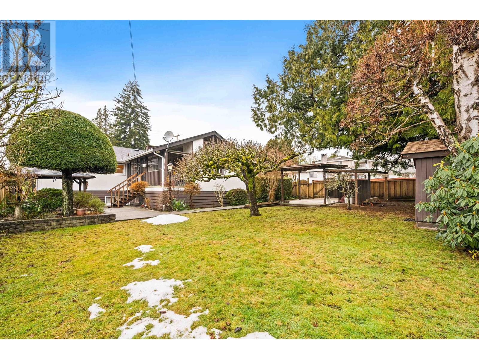 1904 Cliff Avenue, Burnaby, British Columbia  V5A 2K8 - Photo 33 - R2968722