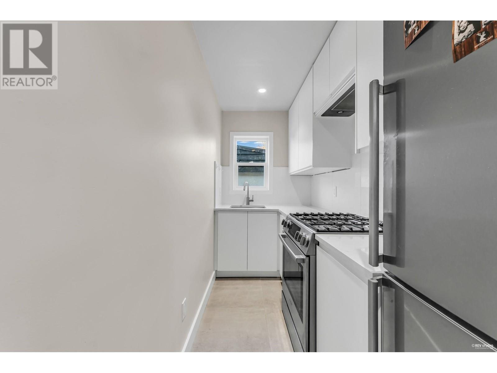 1318 Inglewood Avenue, West Vancouver, British Columbia  V7T 1Y9 - Photo 13 - R2968794